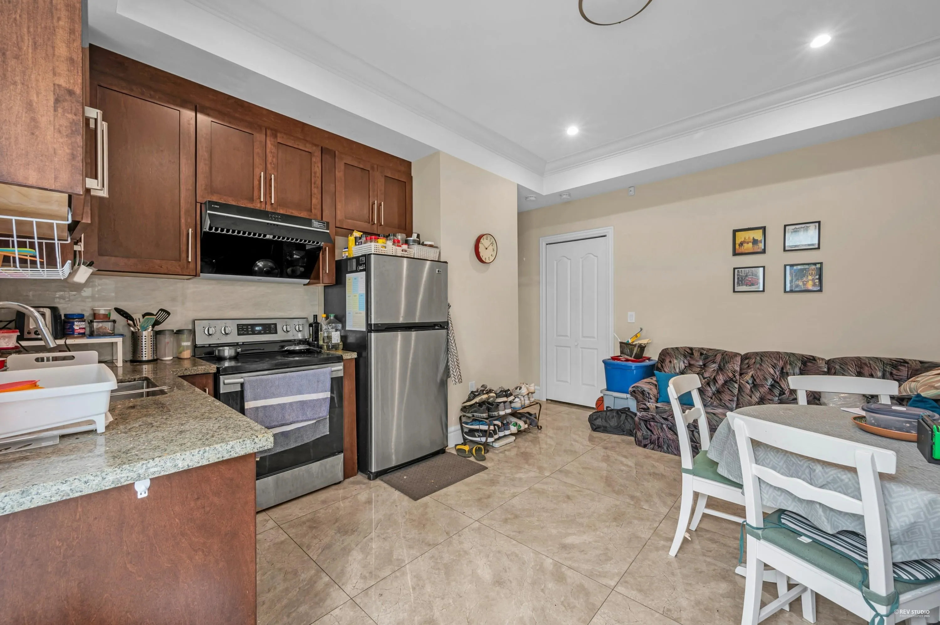 3601 Lynndale Crescent