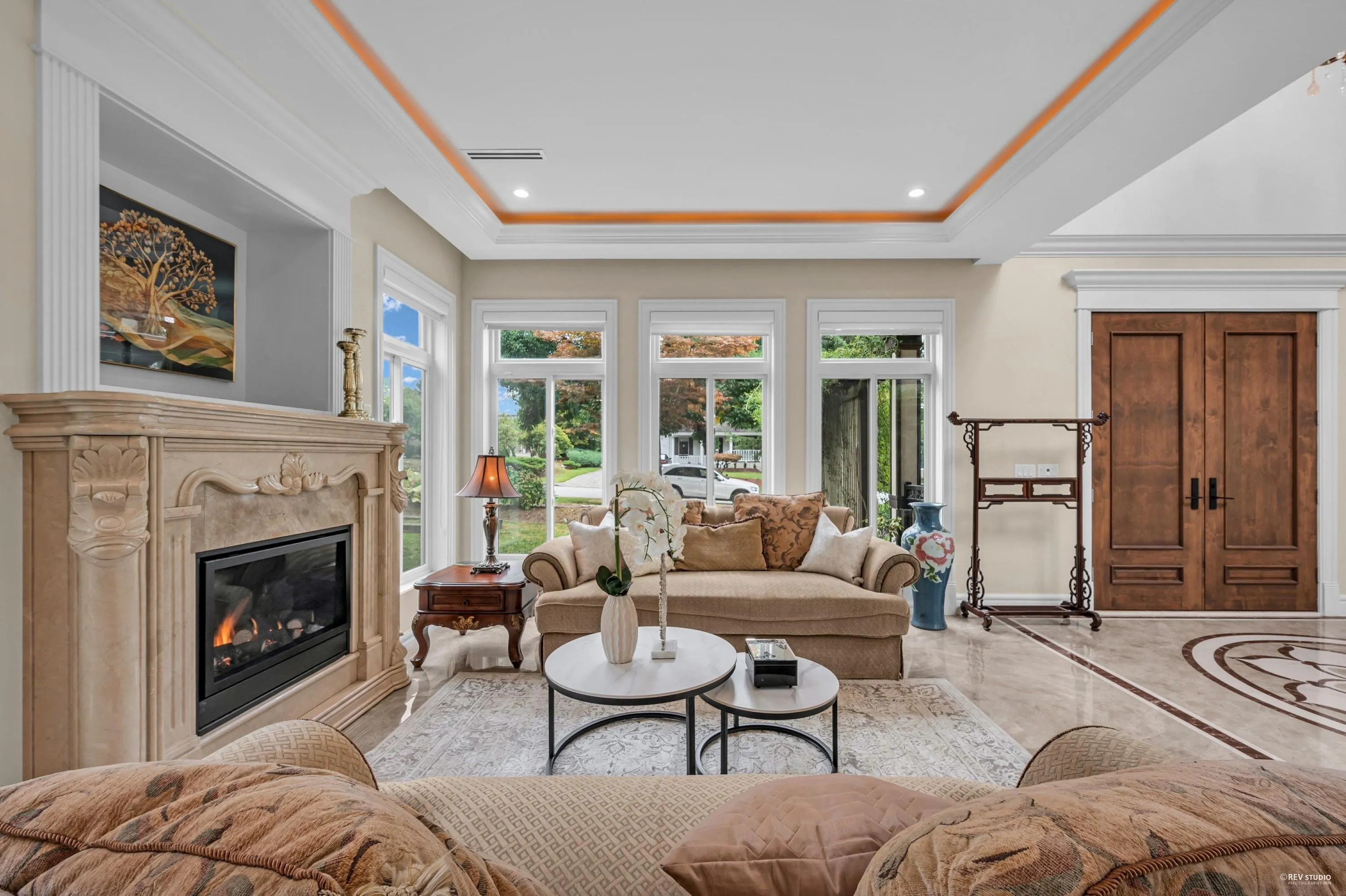 3601 Lynndale Crescent
