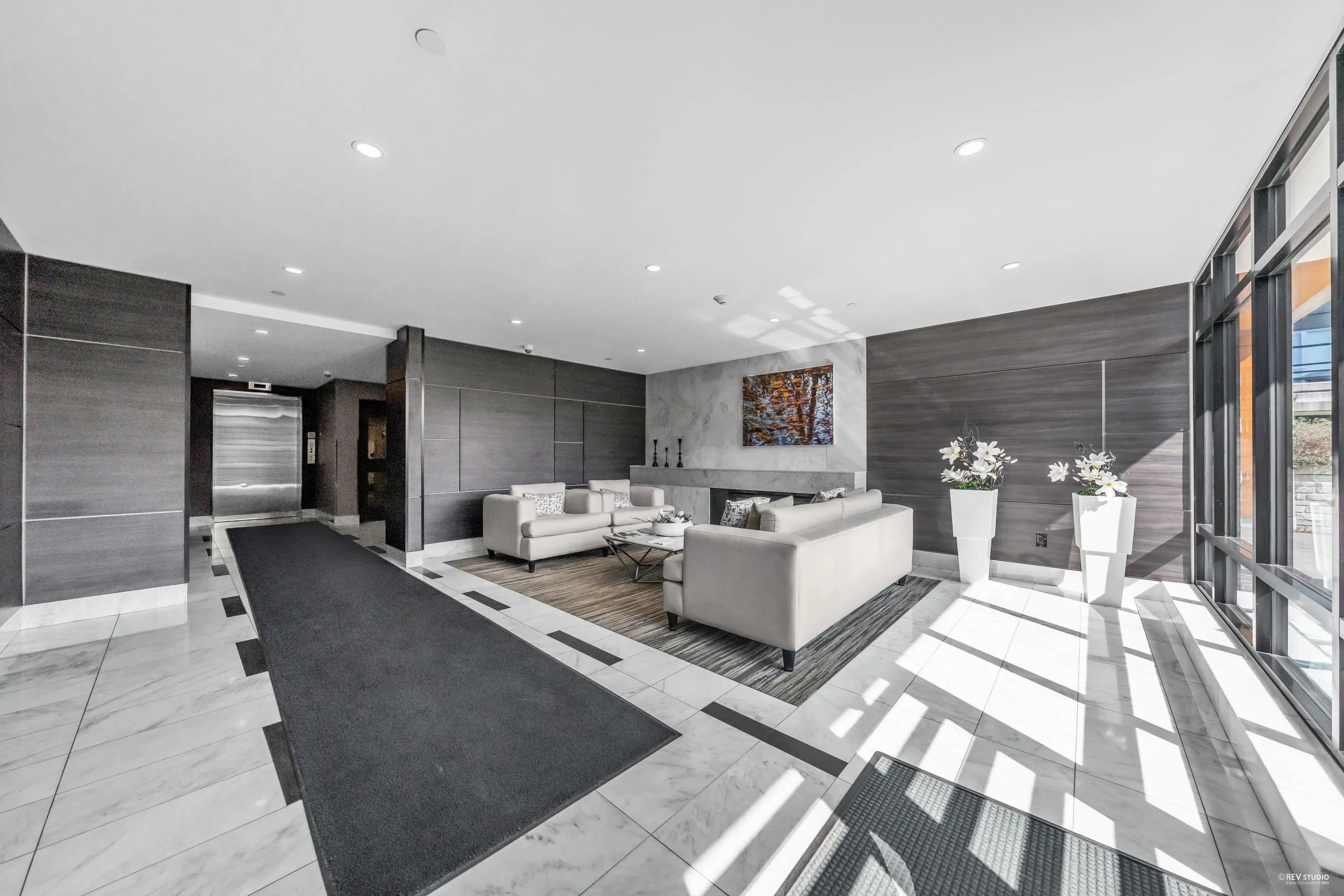 308 3825 Cates Landing Way