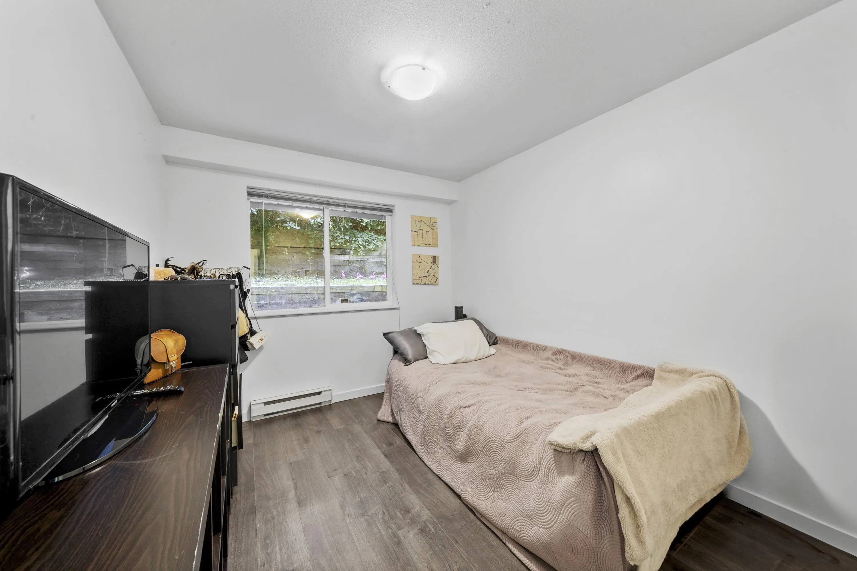 311 121 Shoreline Circle