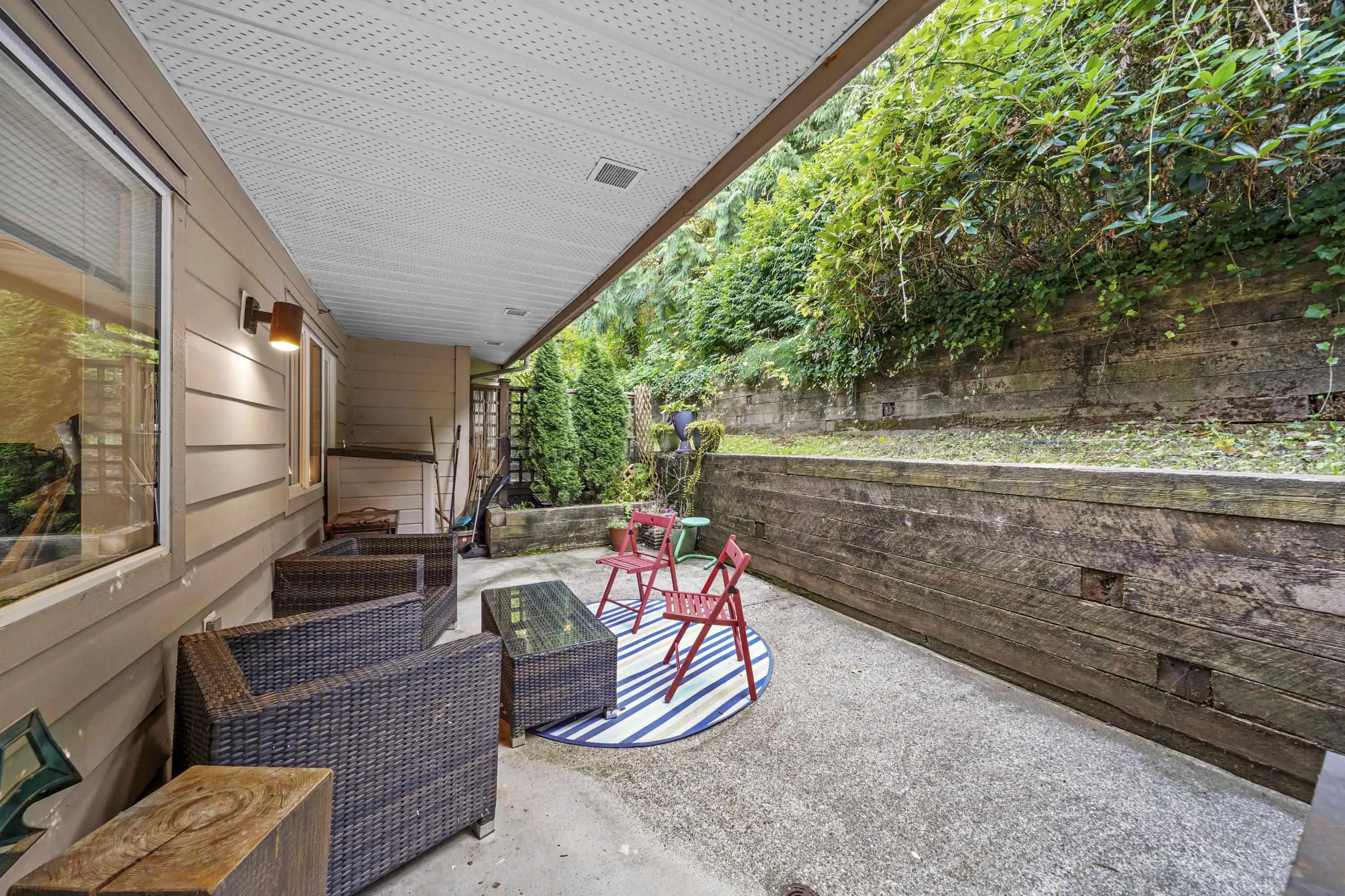 311 121 Shoreline Circle