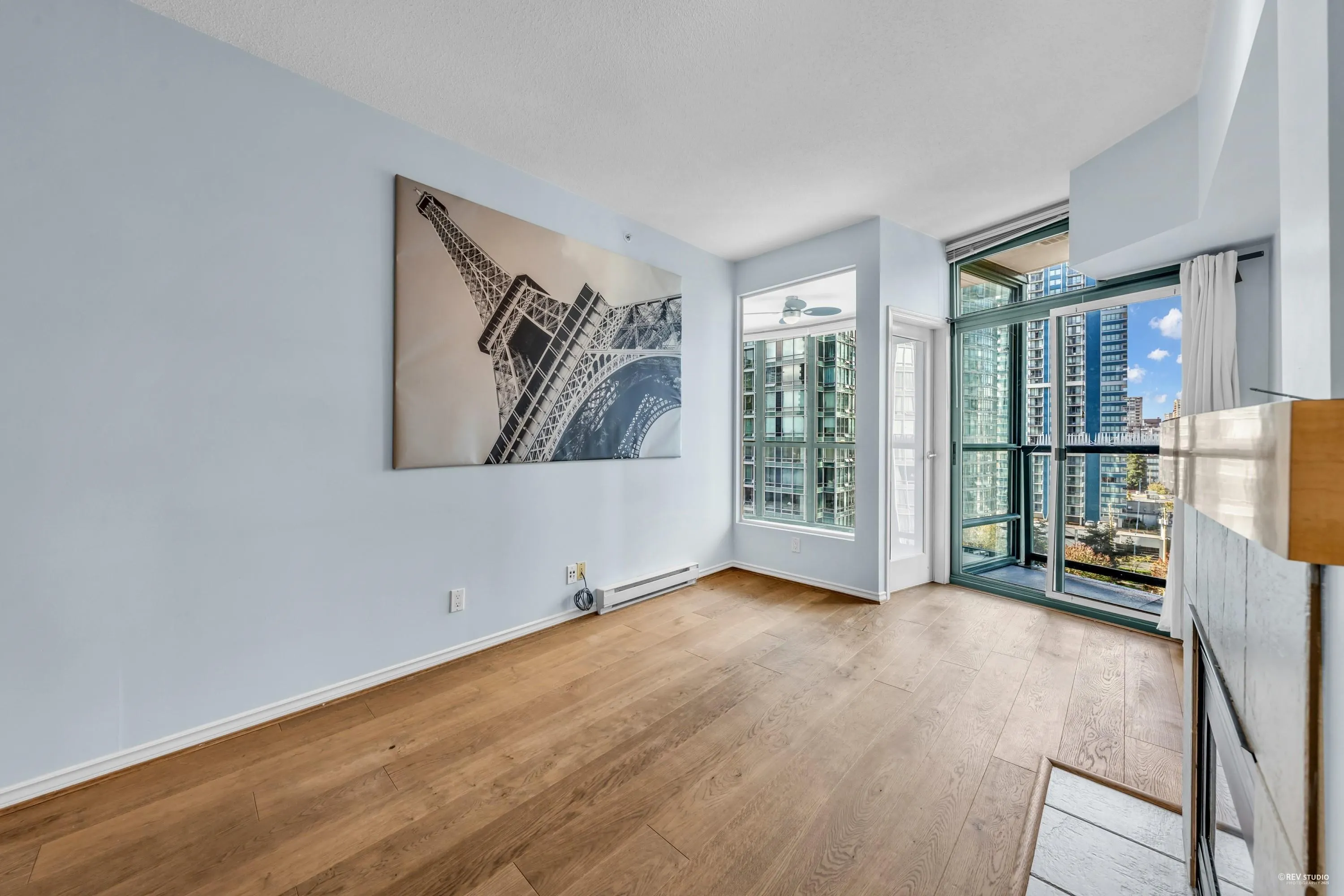 1503 1239 W Georgia Street