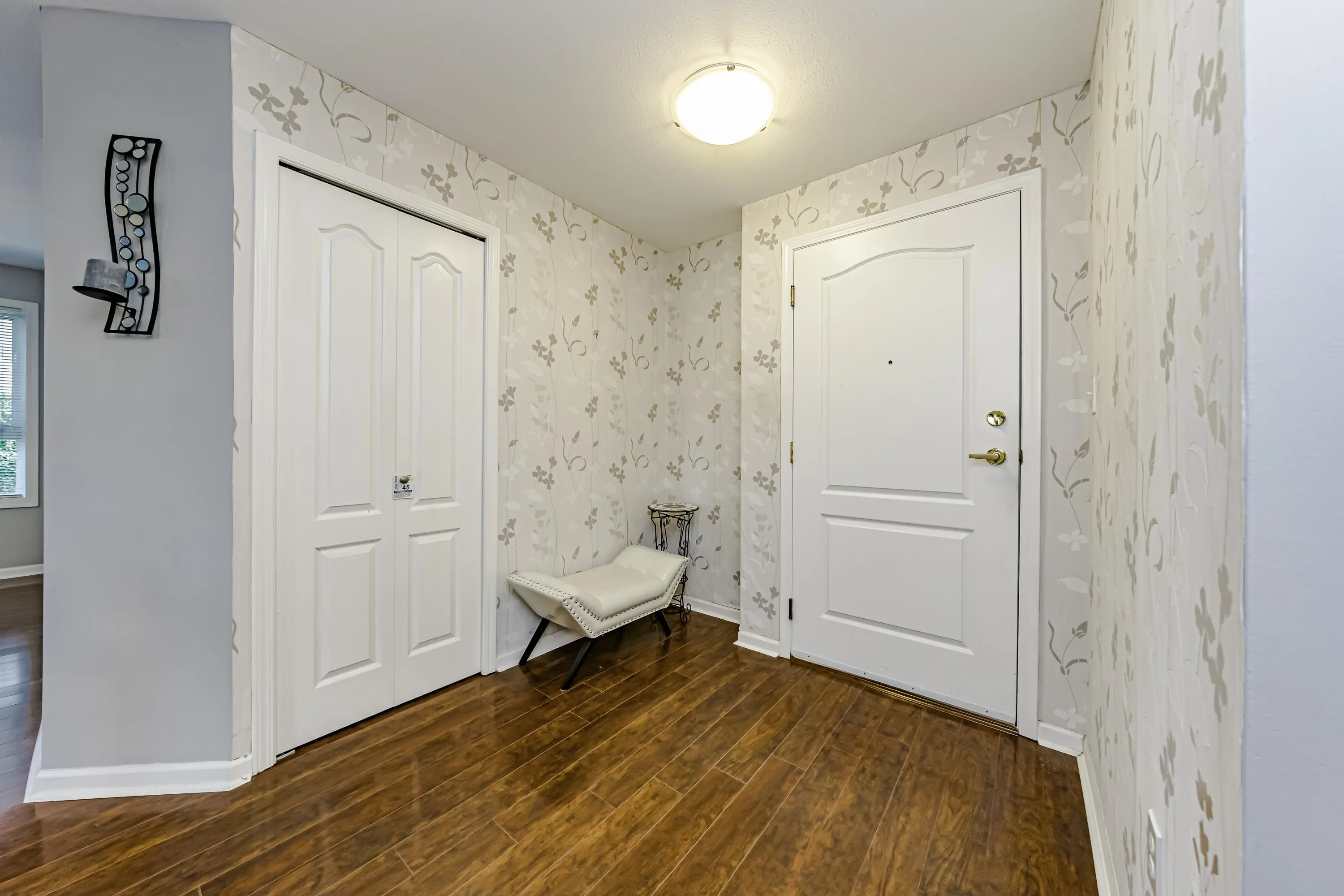 101 17727 58 Avenue