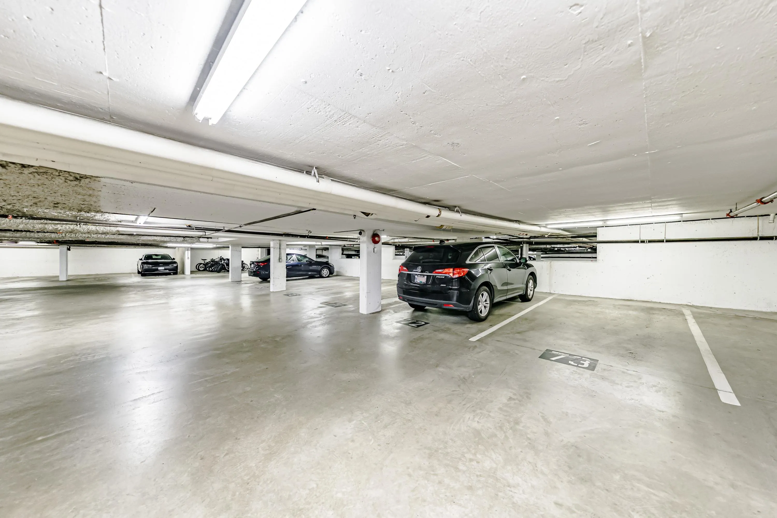 101 17727 58 Avenue