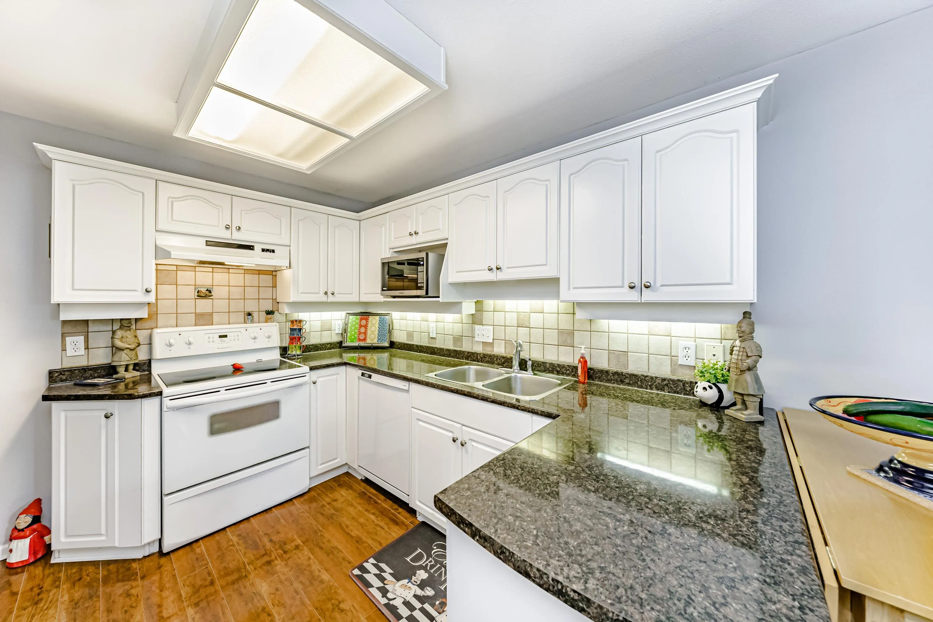 101 17727 58 Avenue