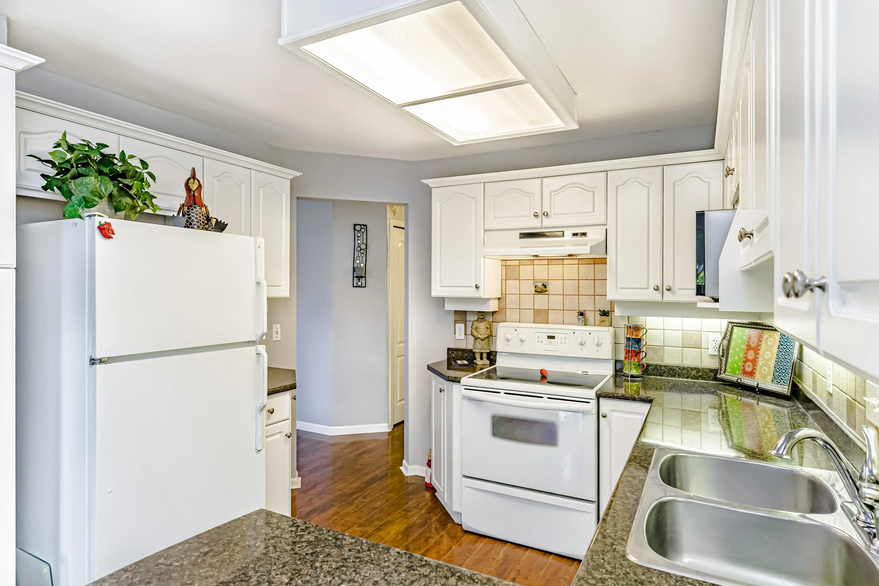 101 17727 58 Avenue