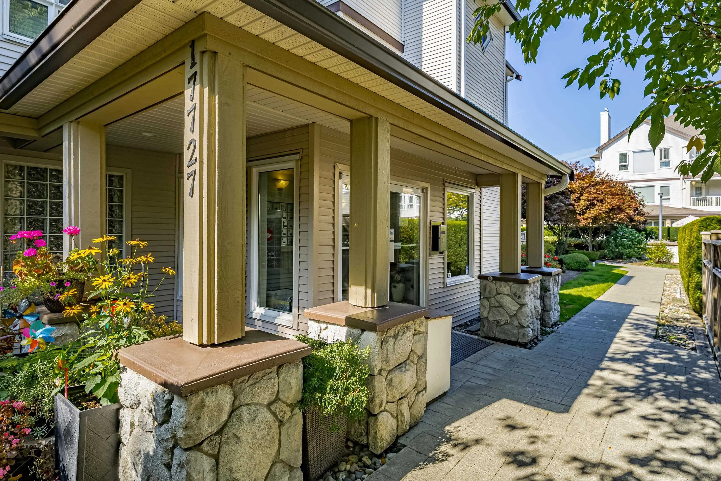 101 17727 58 Avenue