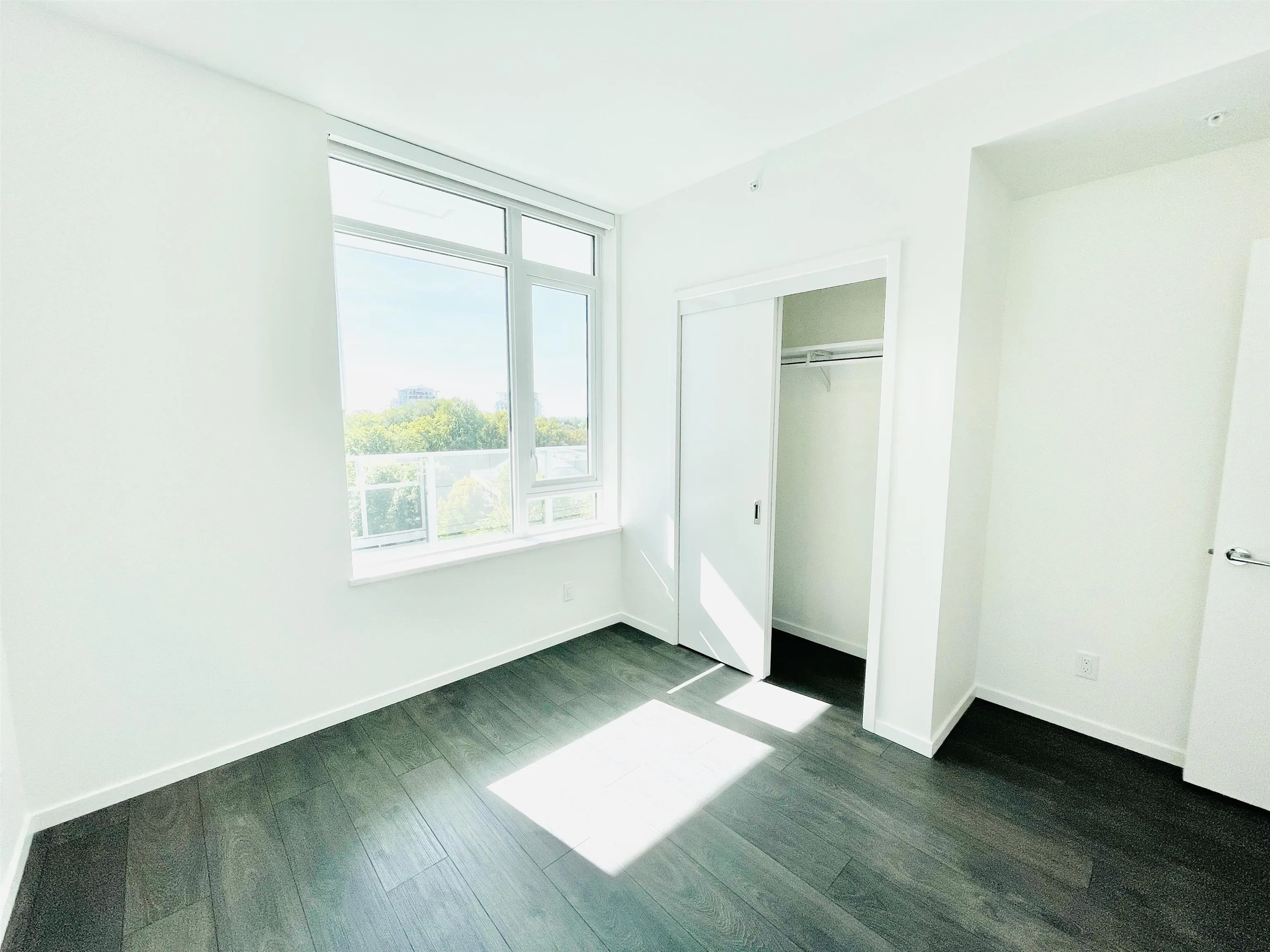 879 6600 Minoru Boulevard