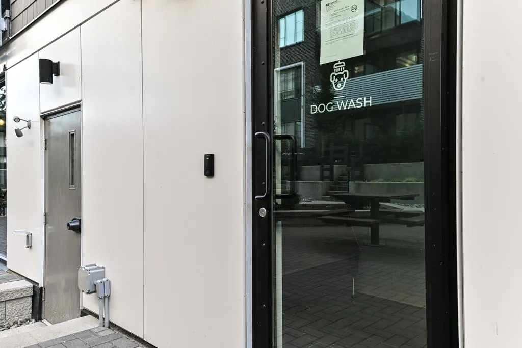 406 15815 85 Avenue
