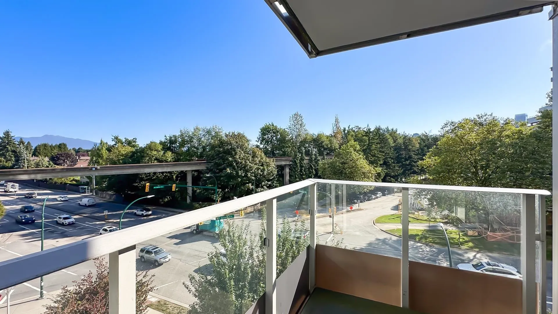 304 5515 Boundary Road