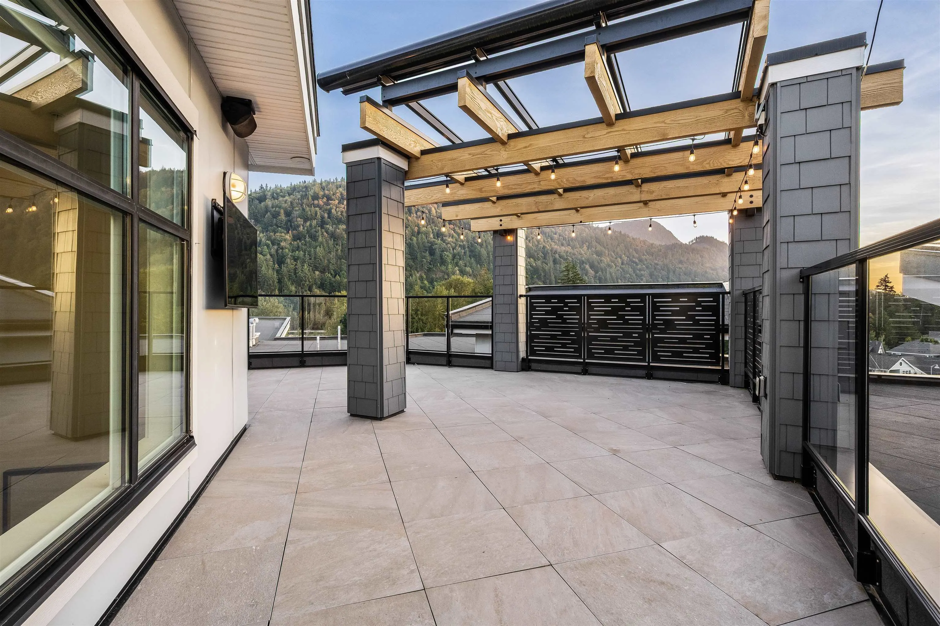 507 5380 Tyee Lane