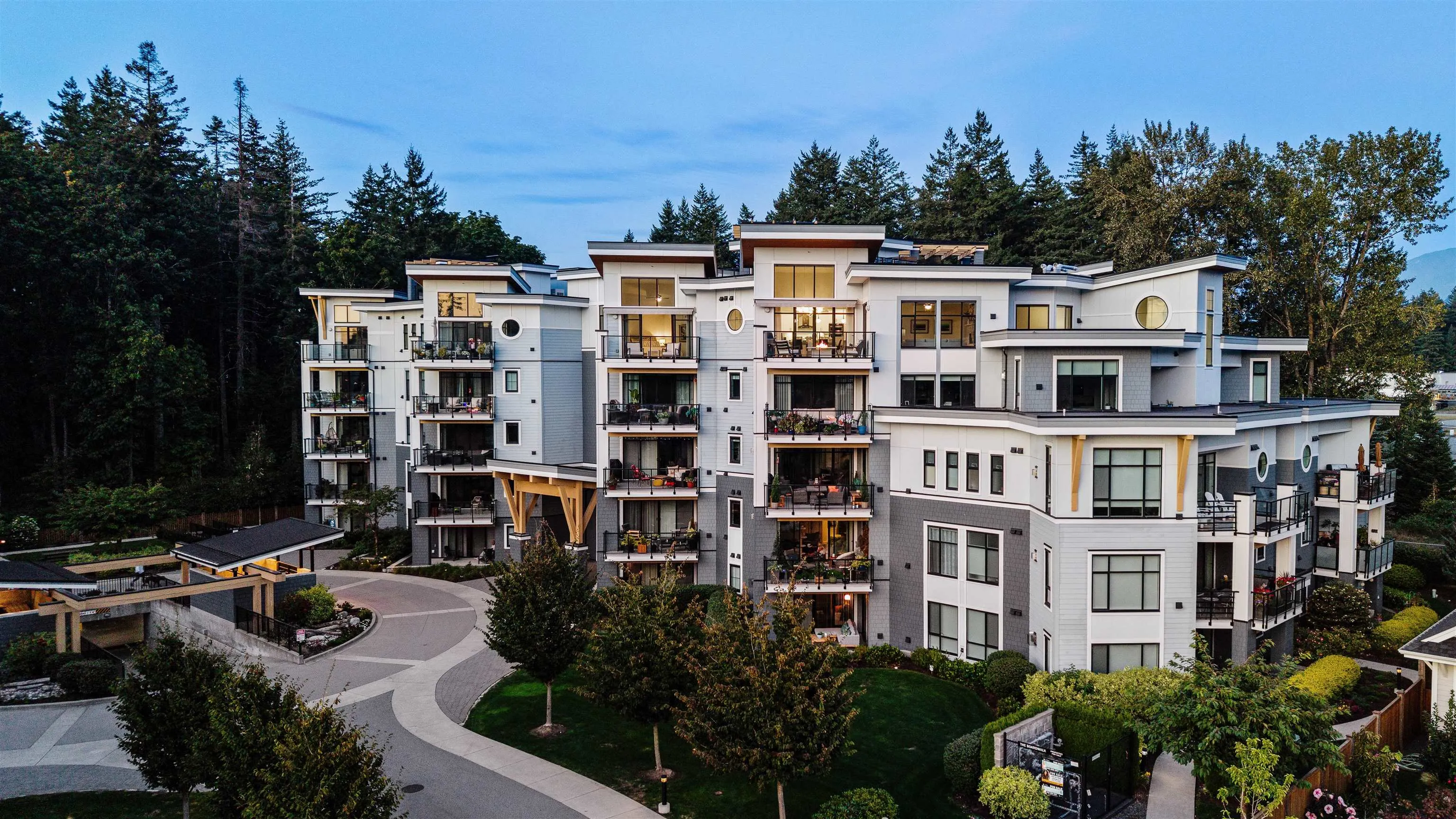 507 5380 Tyee Lane