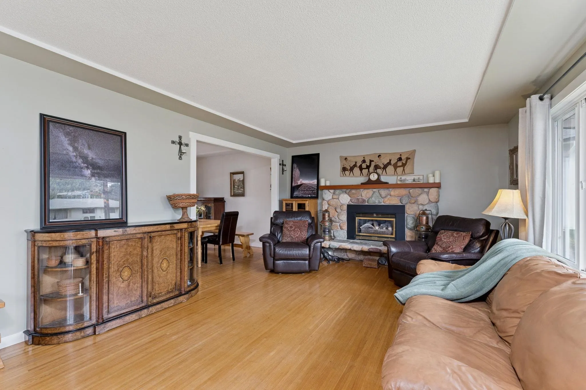 558 Draycott Street