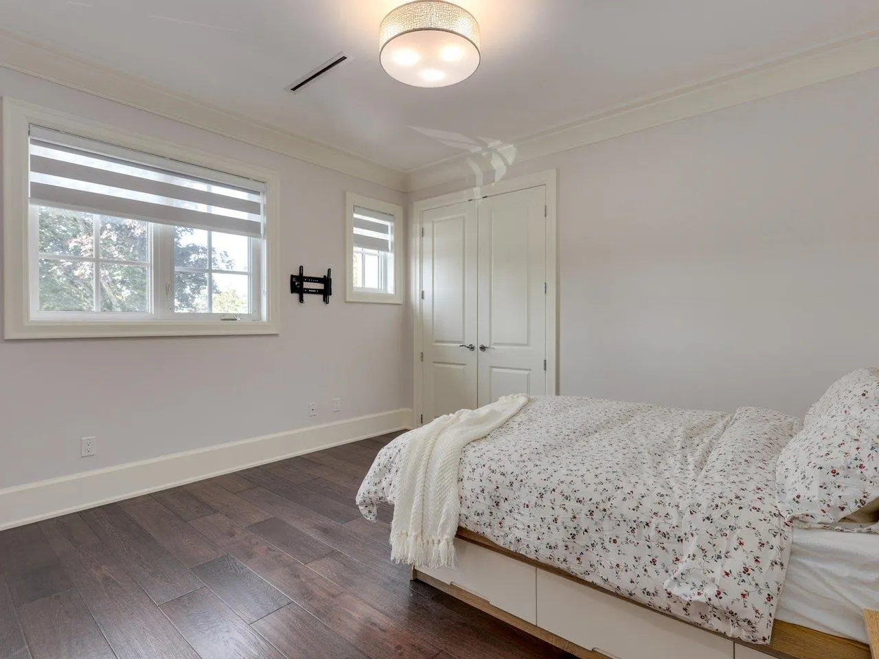 5064 Fenton Drive