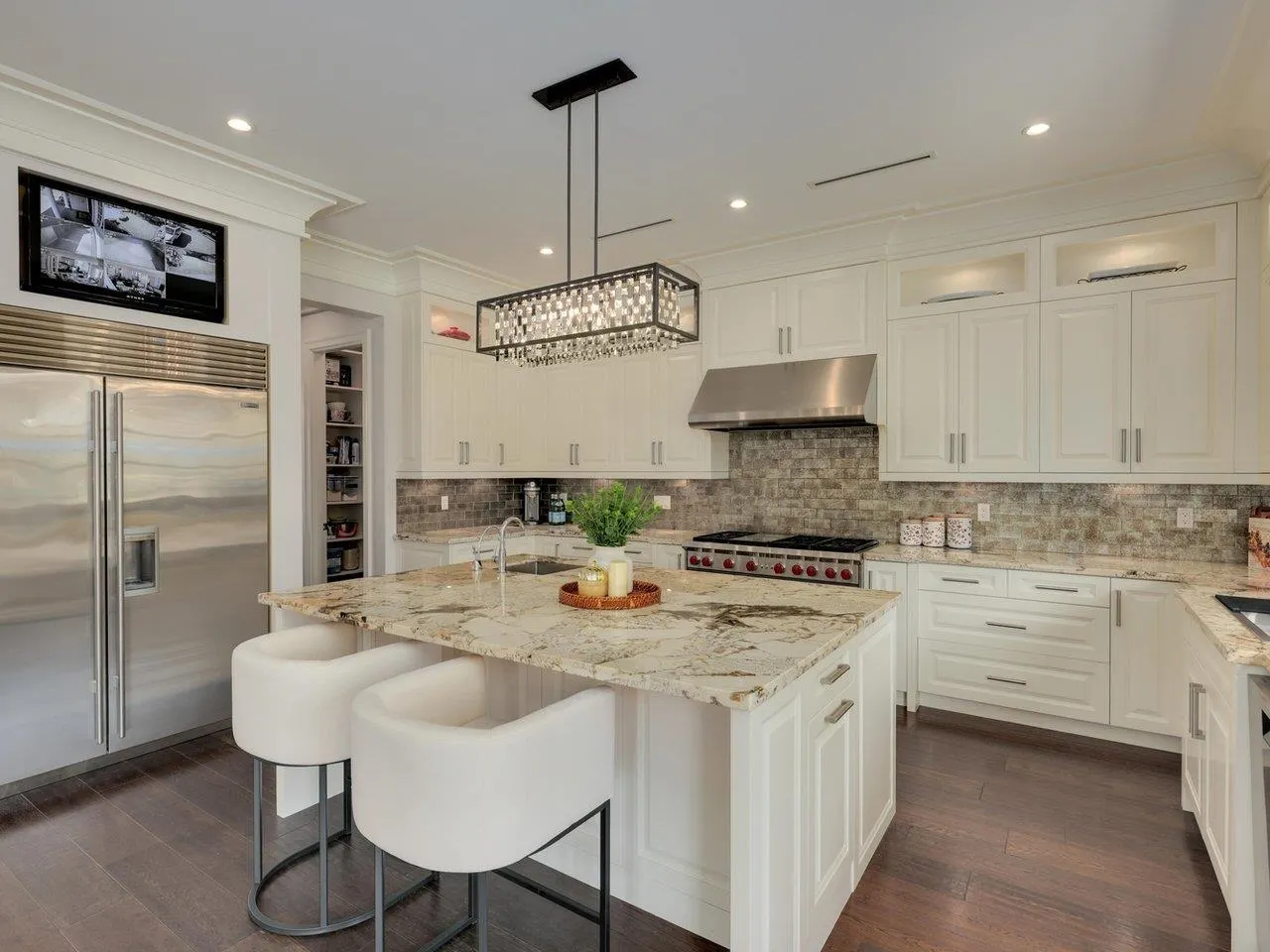 5064 Fenton Drive