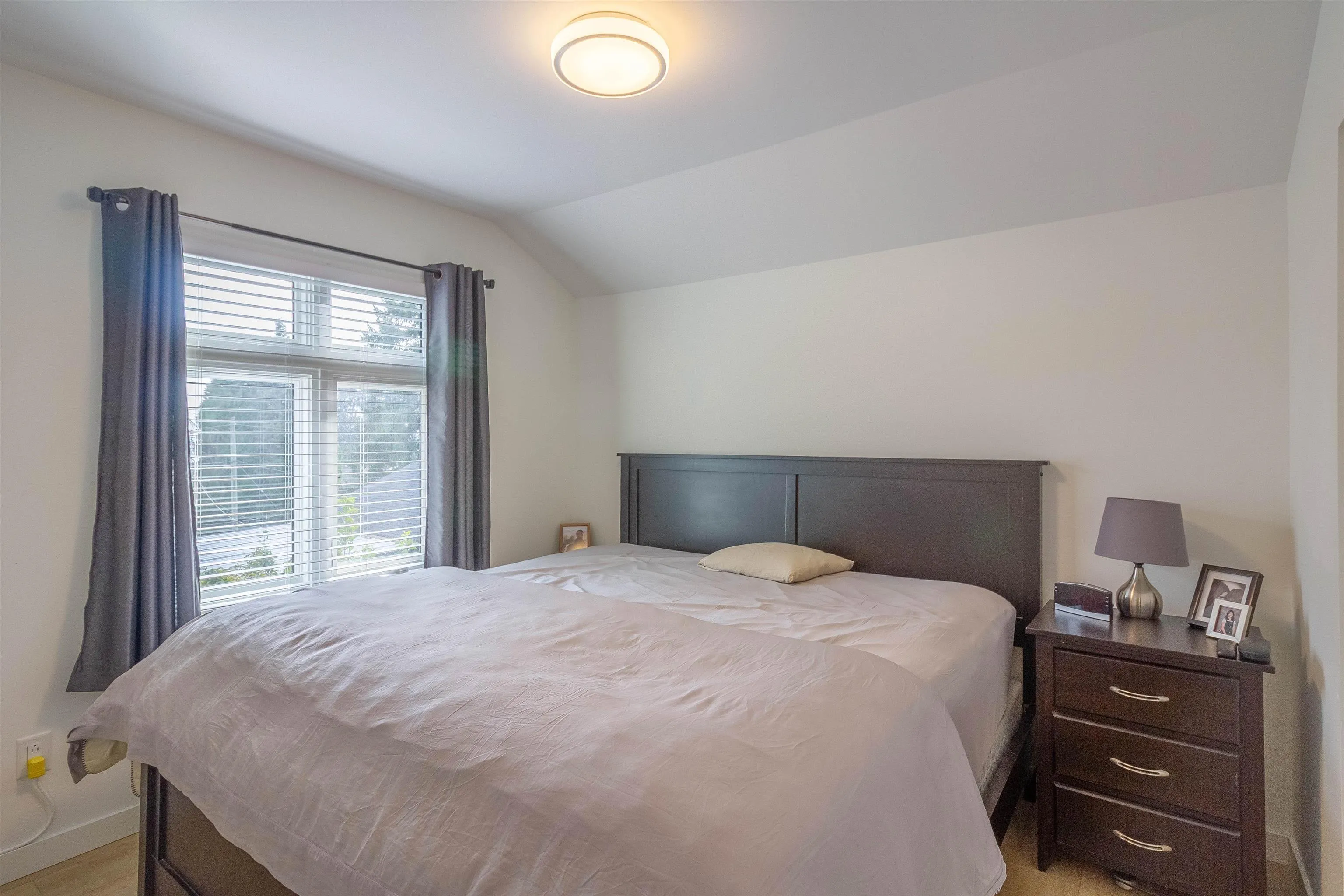 903 Walls Avenue