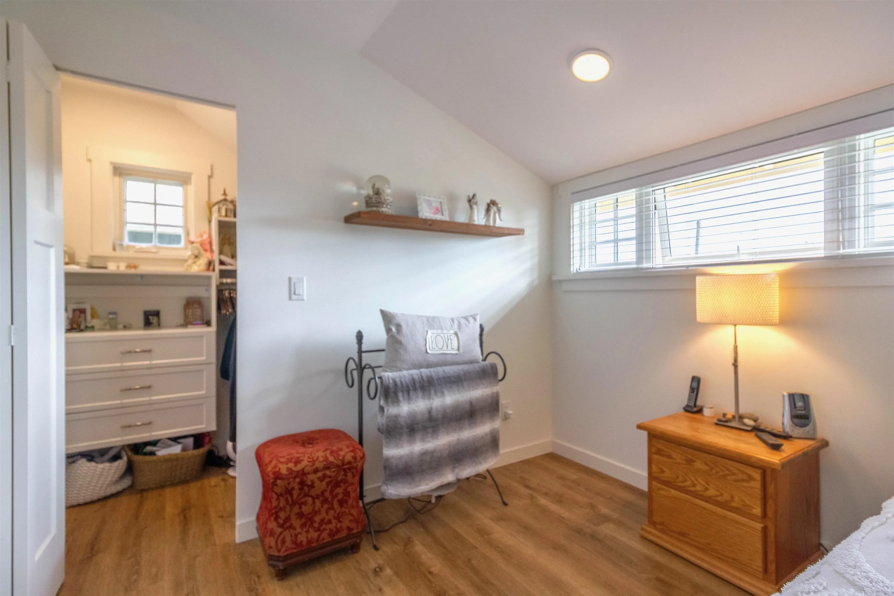 903 Walls Avenue