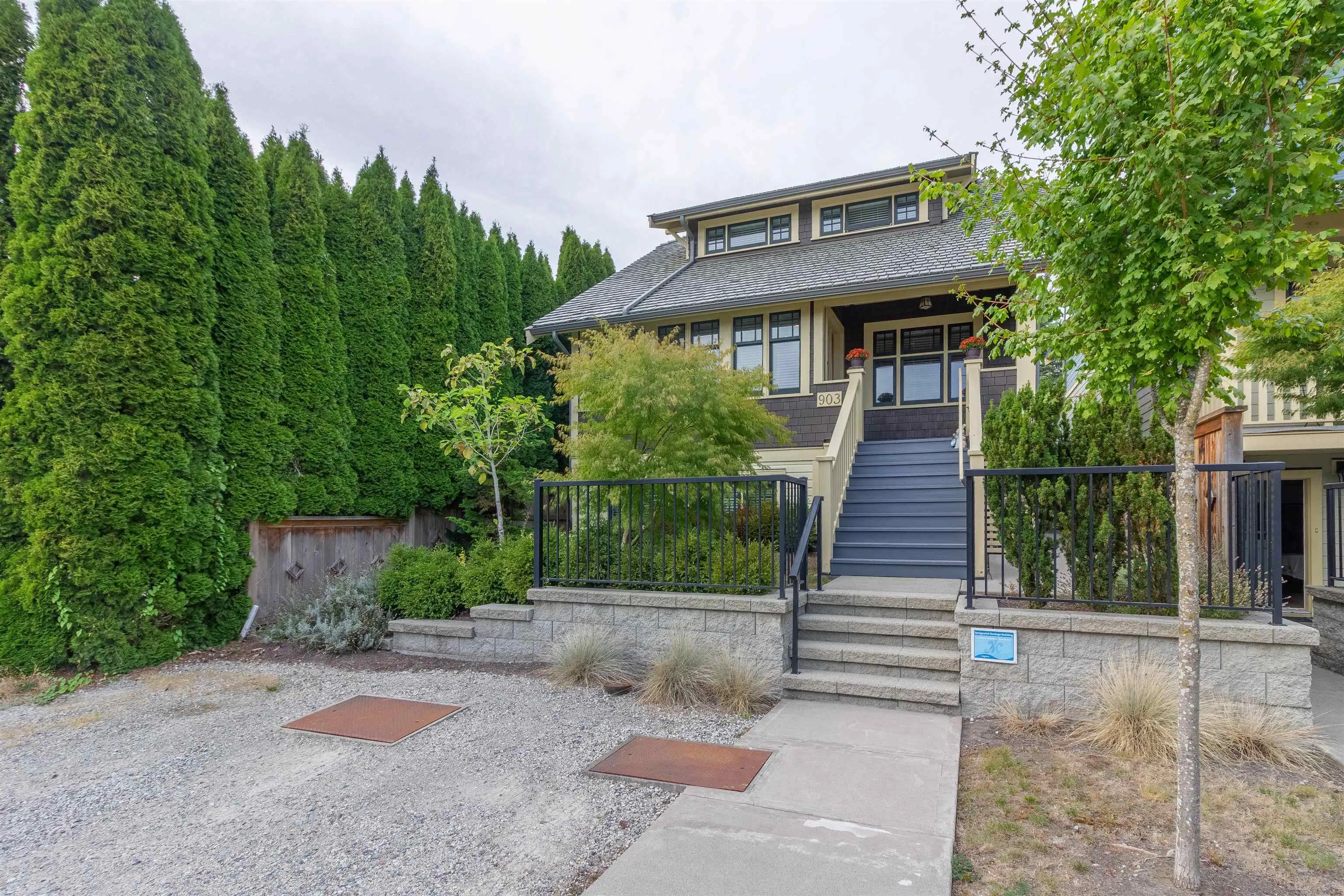 903 Walls Avenue