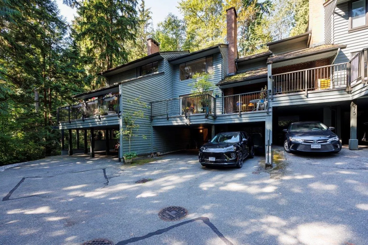 873 Hendecourt Road