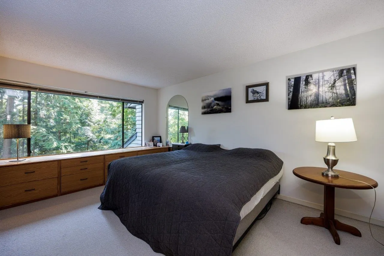 873 Hendecourt Road