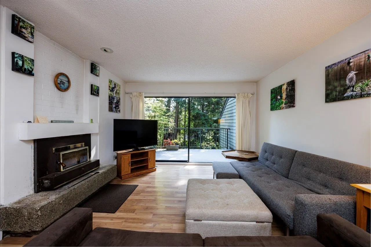 873 Hendecourt Road