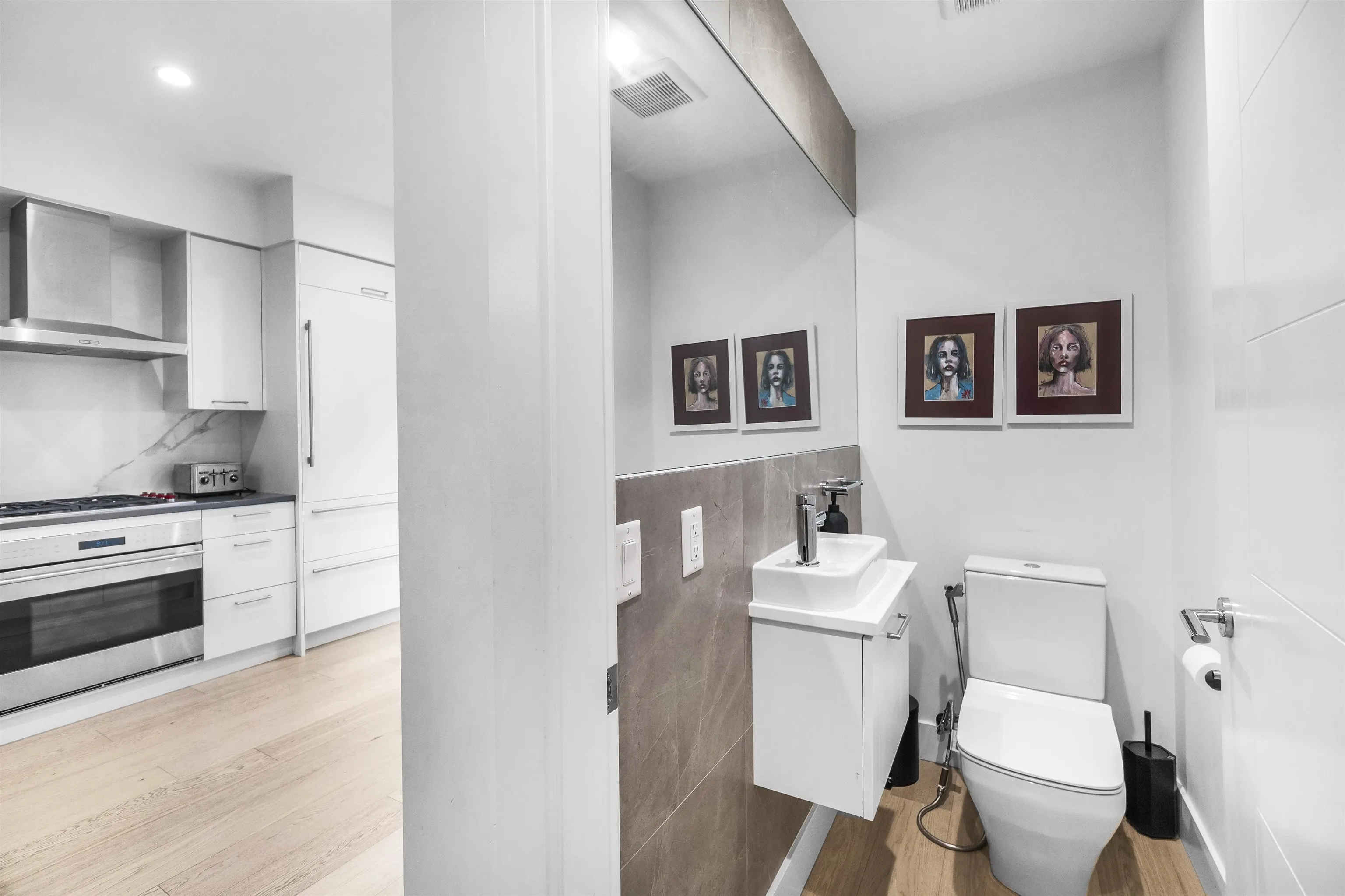 5 1133 Ridgewood Drive