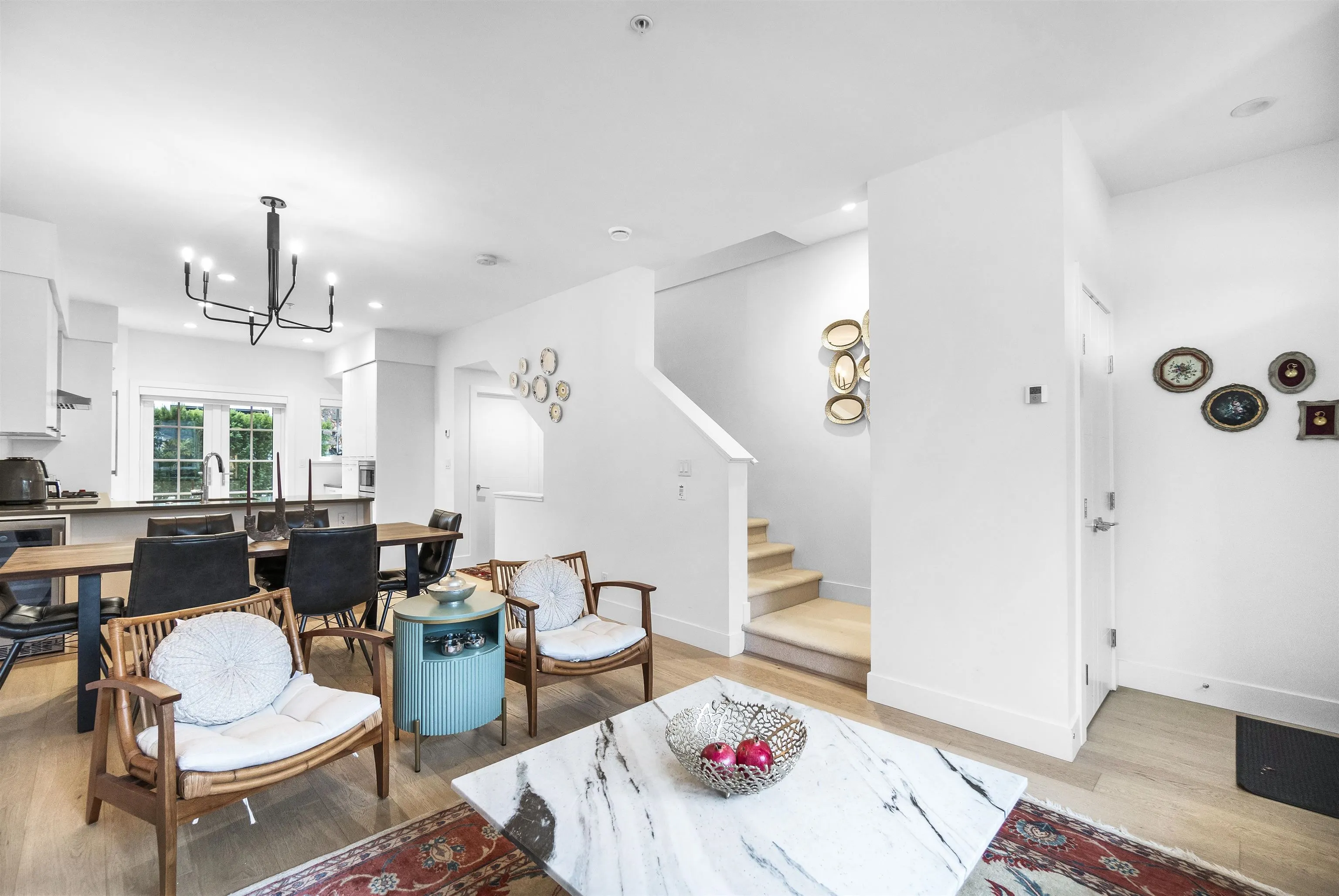 5 1133 Ridgewood Drive