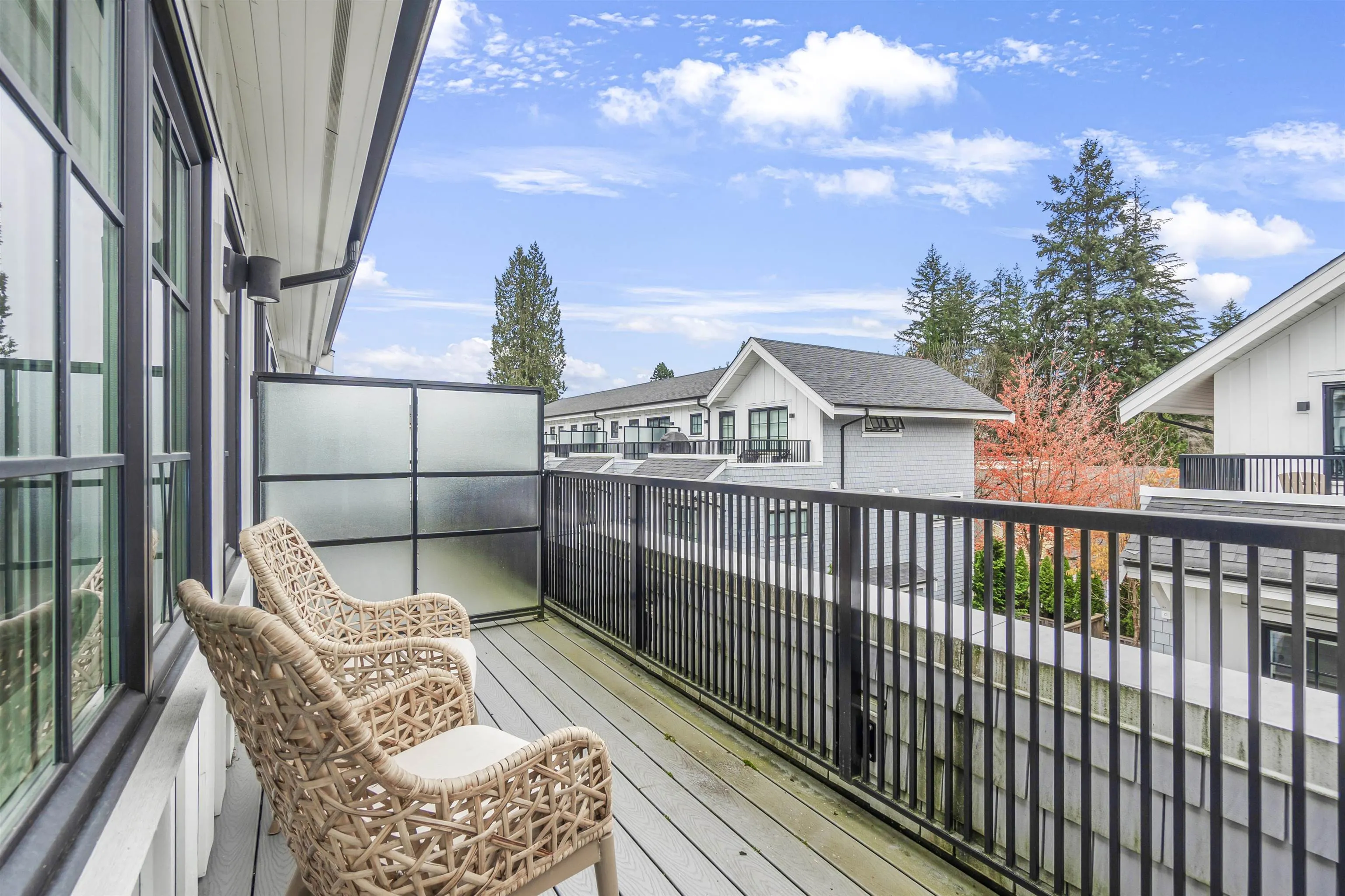 5 1133 Ridgewood Drive
