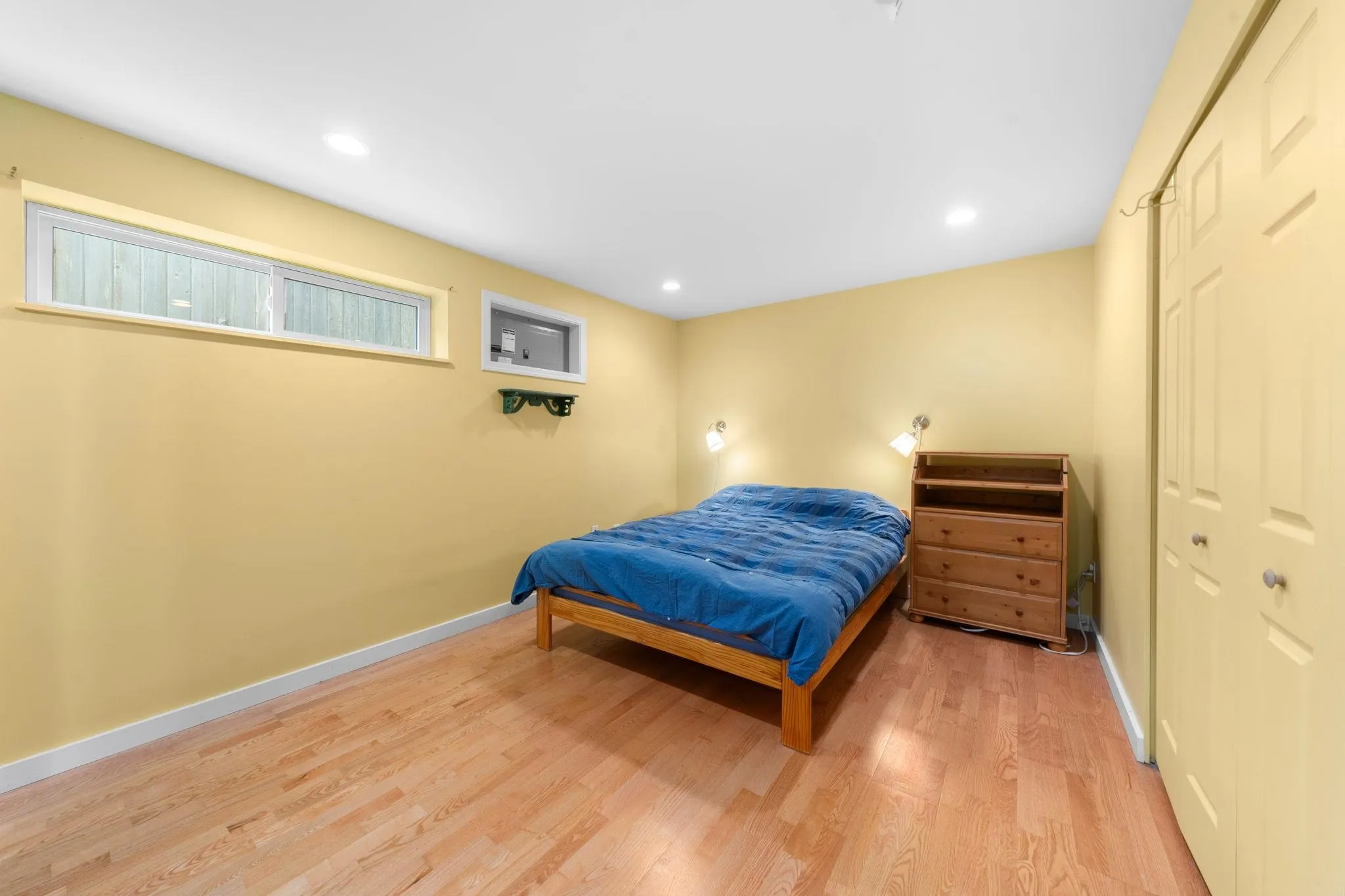 1967 Hyannis Drive