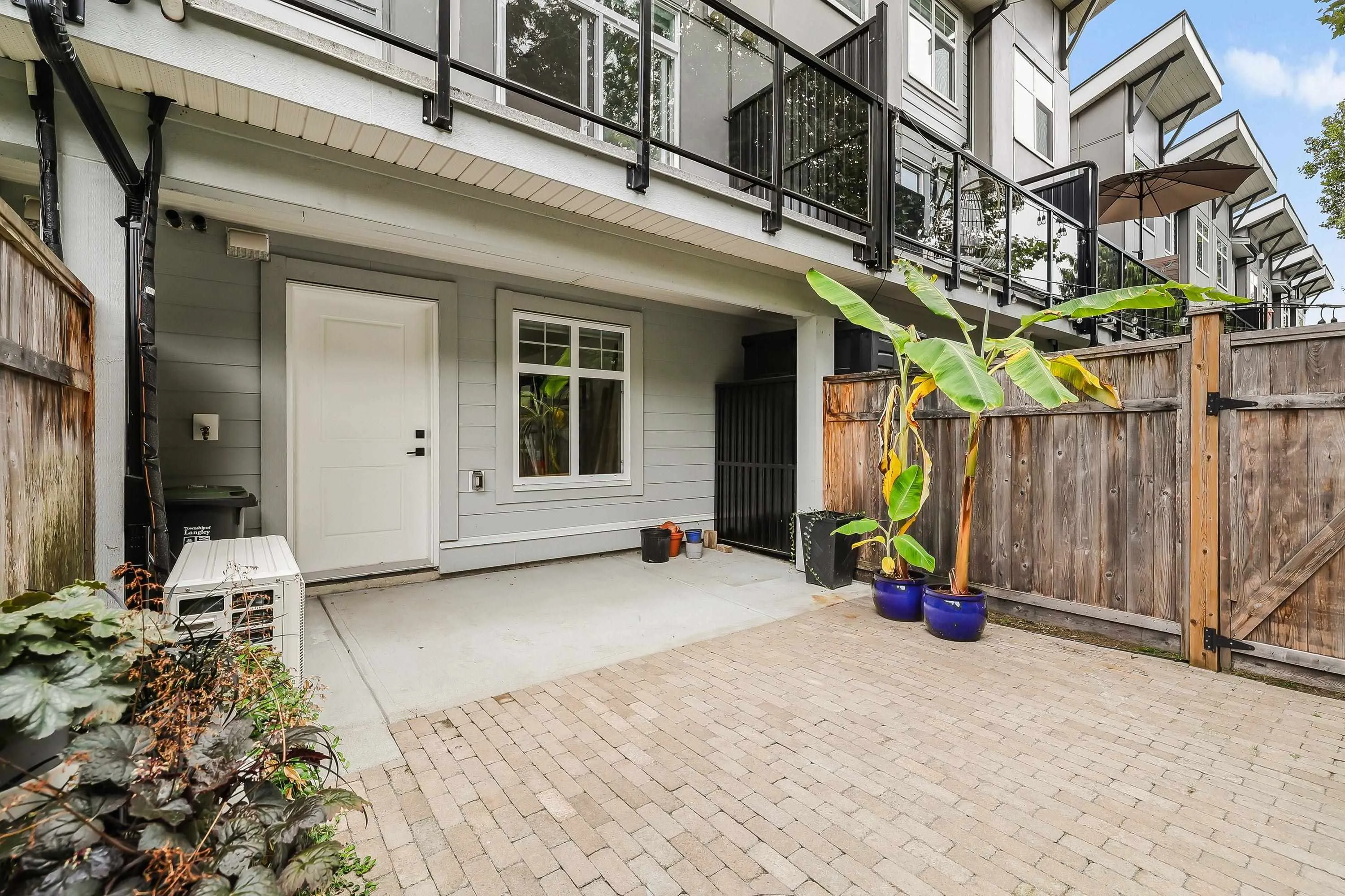 #17 22334 48 Avenue
