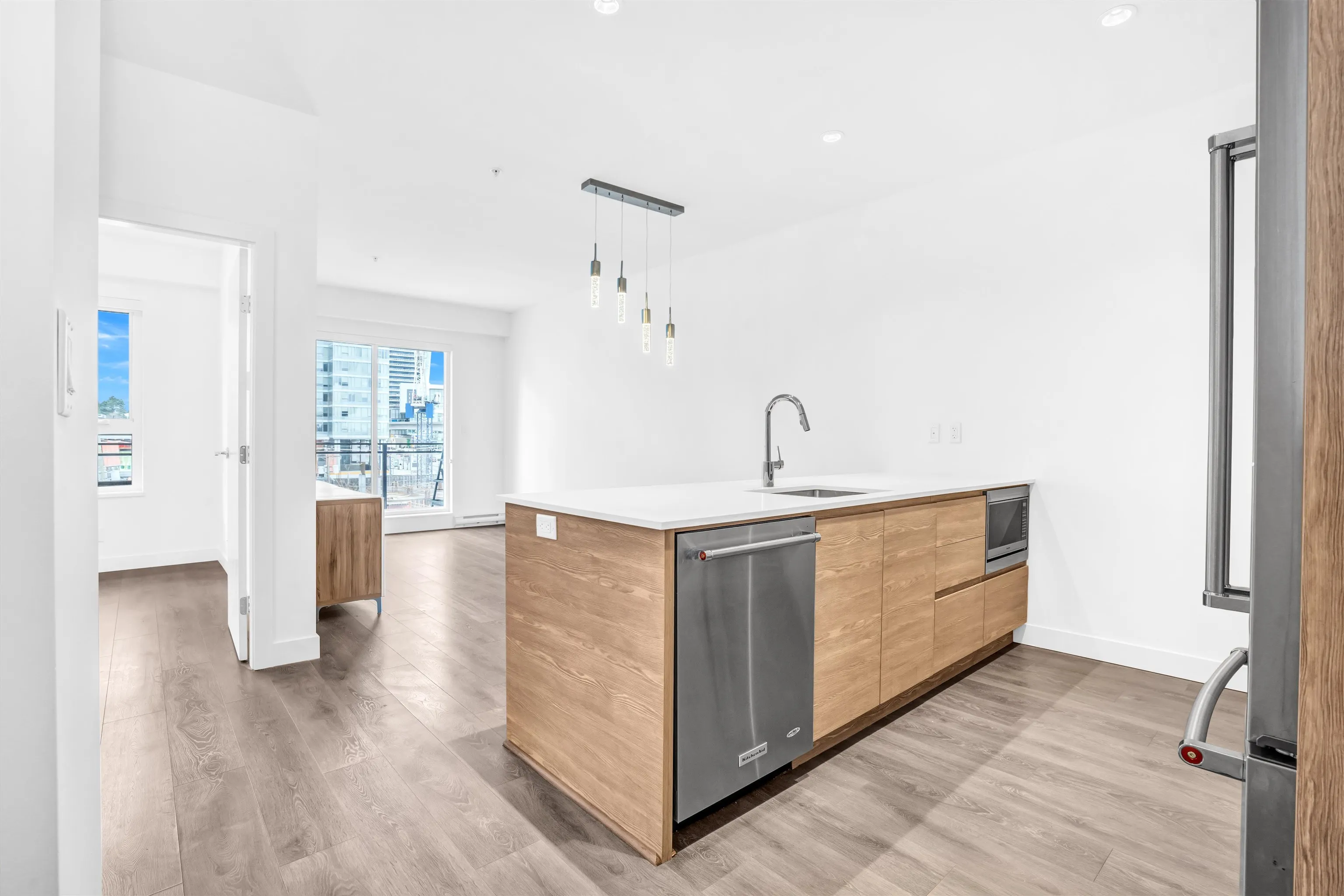 502 4468 Dawson Street