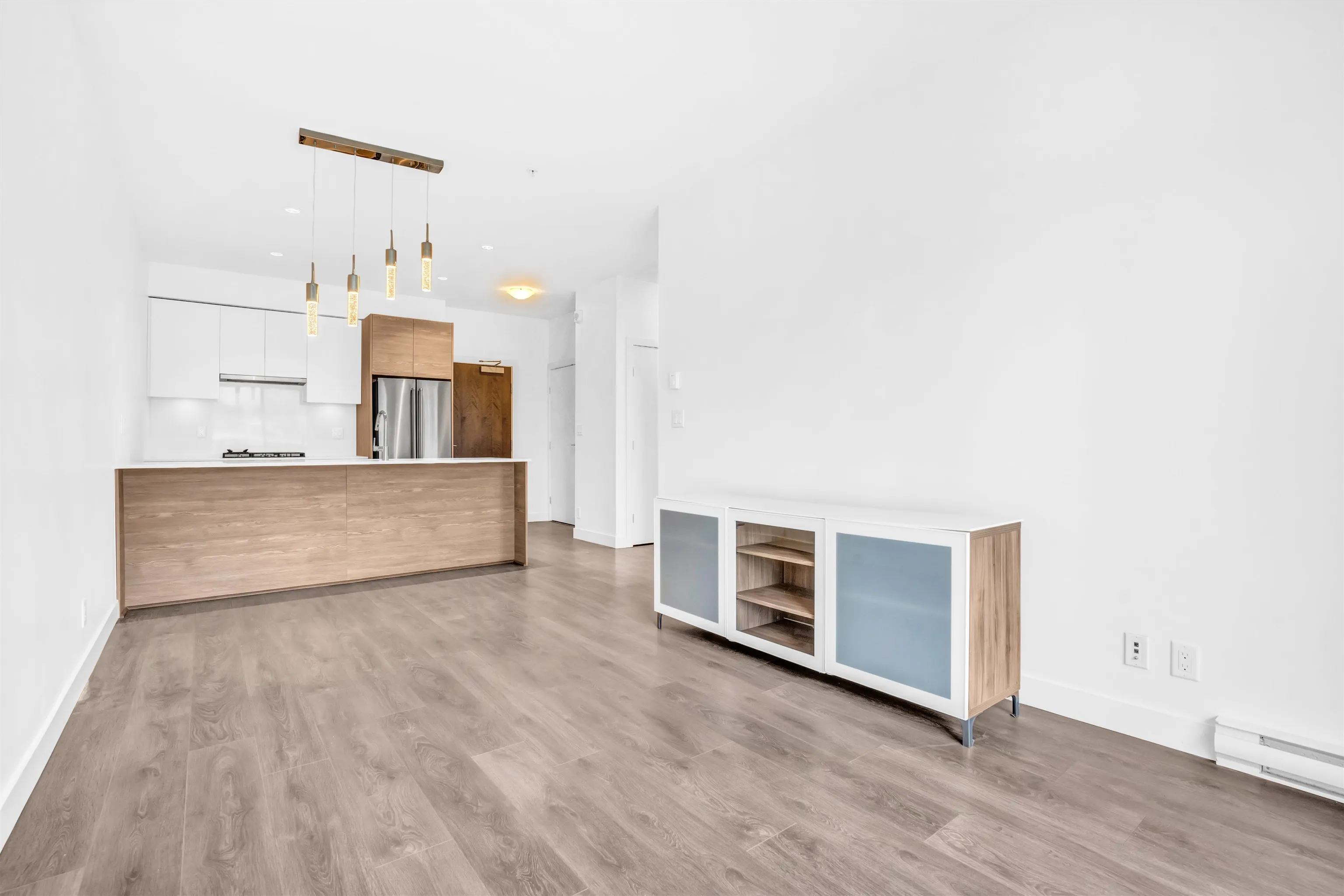 502 4468 Dawson Street