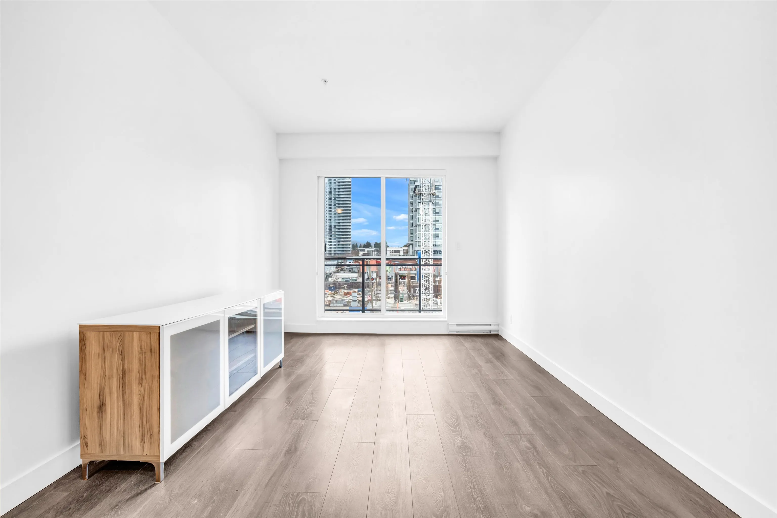 502 4468 Dawson Street