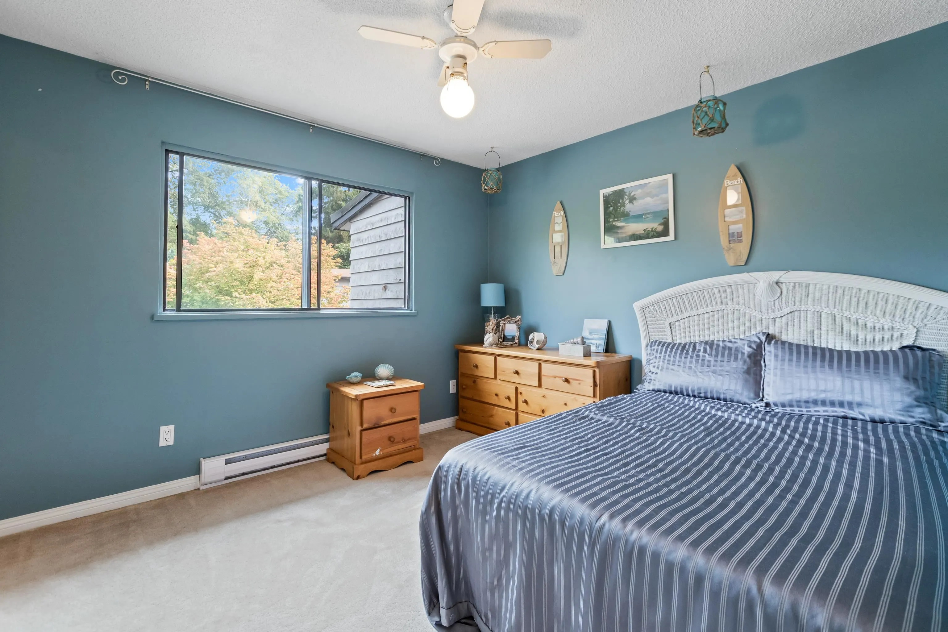 22 12122 Schmidt Crescent