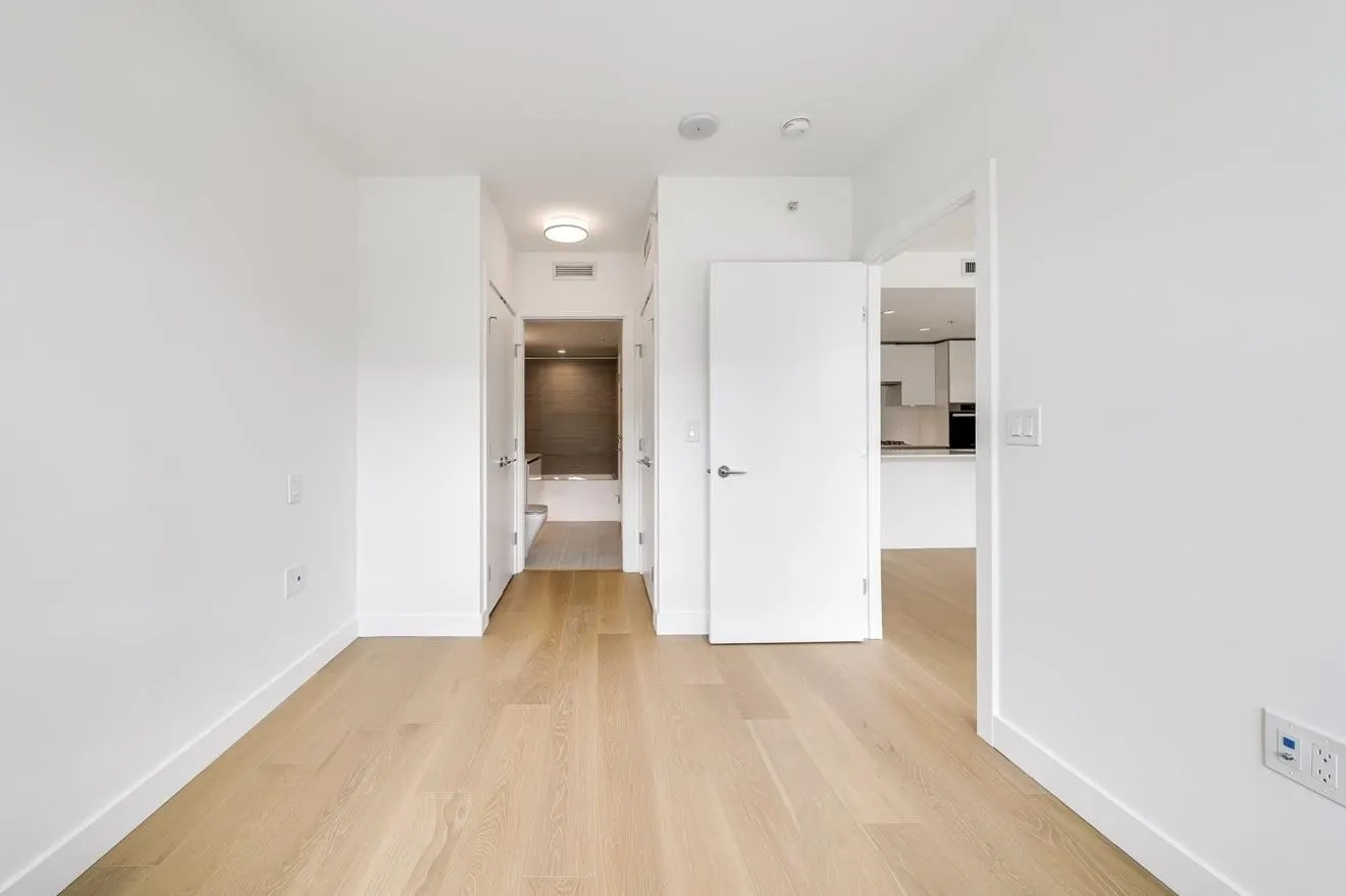 611 5788 Gilbert Road