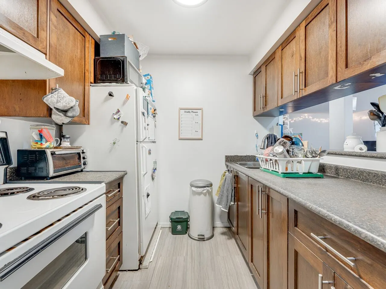 103 4941 Lougheed Highway