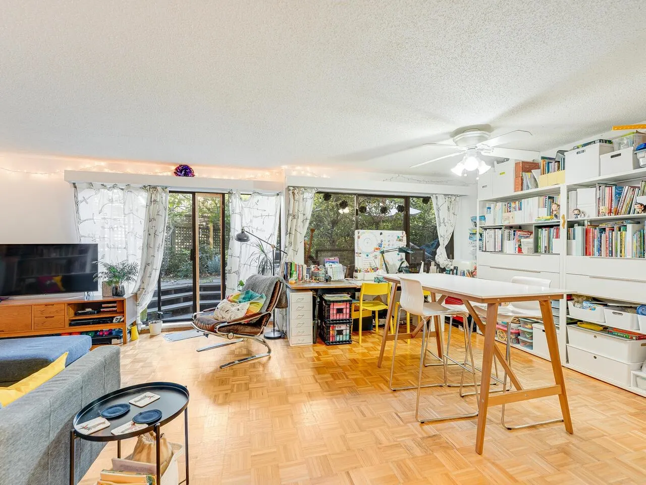 103 4941 Lougheed Highway