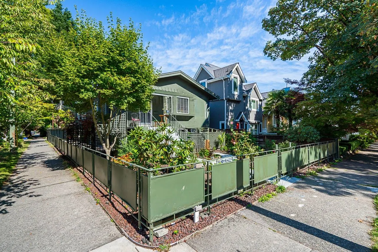 3099 W 6th Avenue