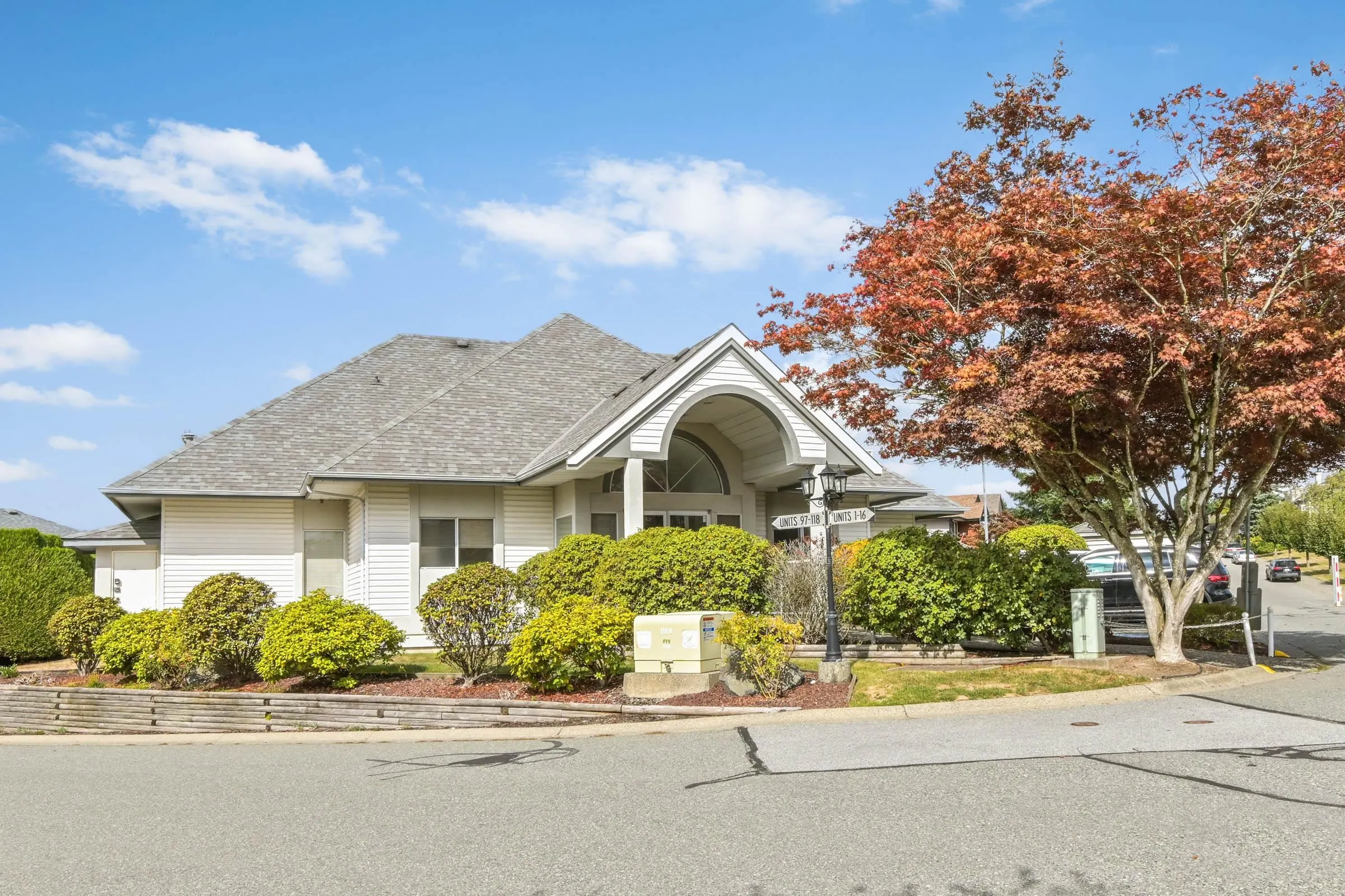 117 31406 Upper Maclure Road