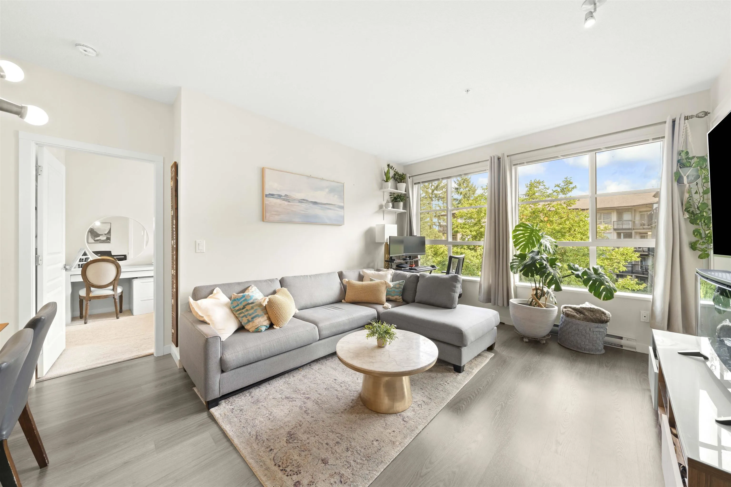 306 1152 Windsor Mews