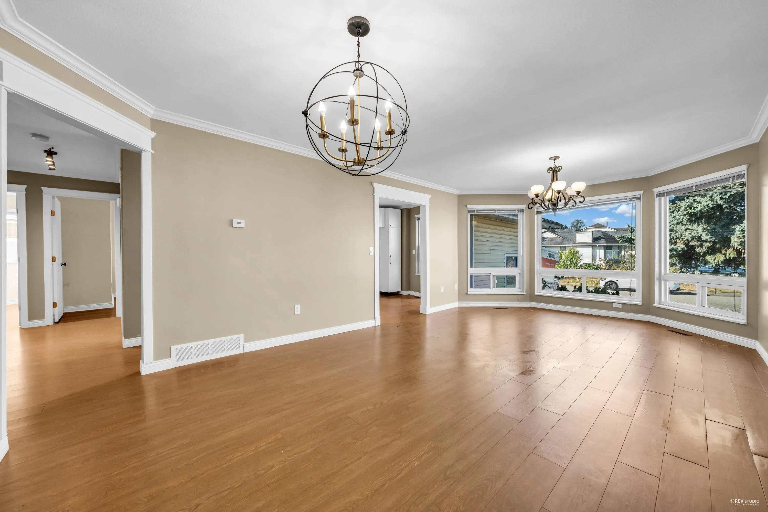 12150 Chestnut Crescent