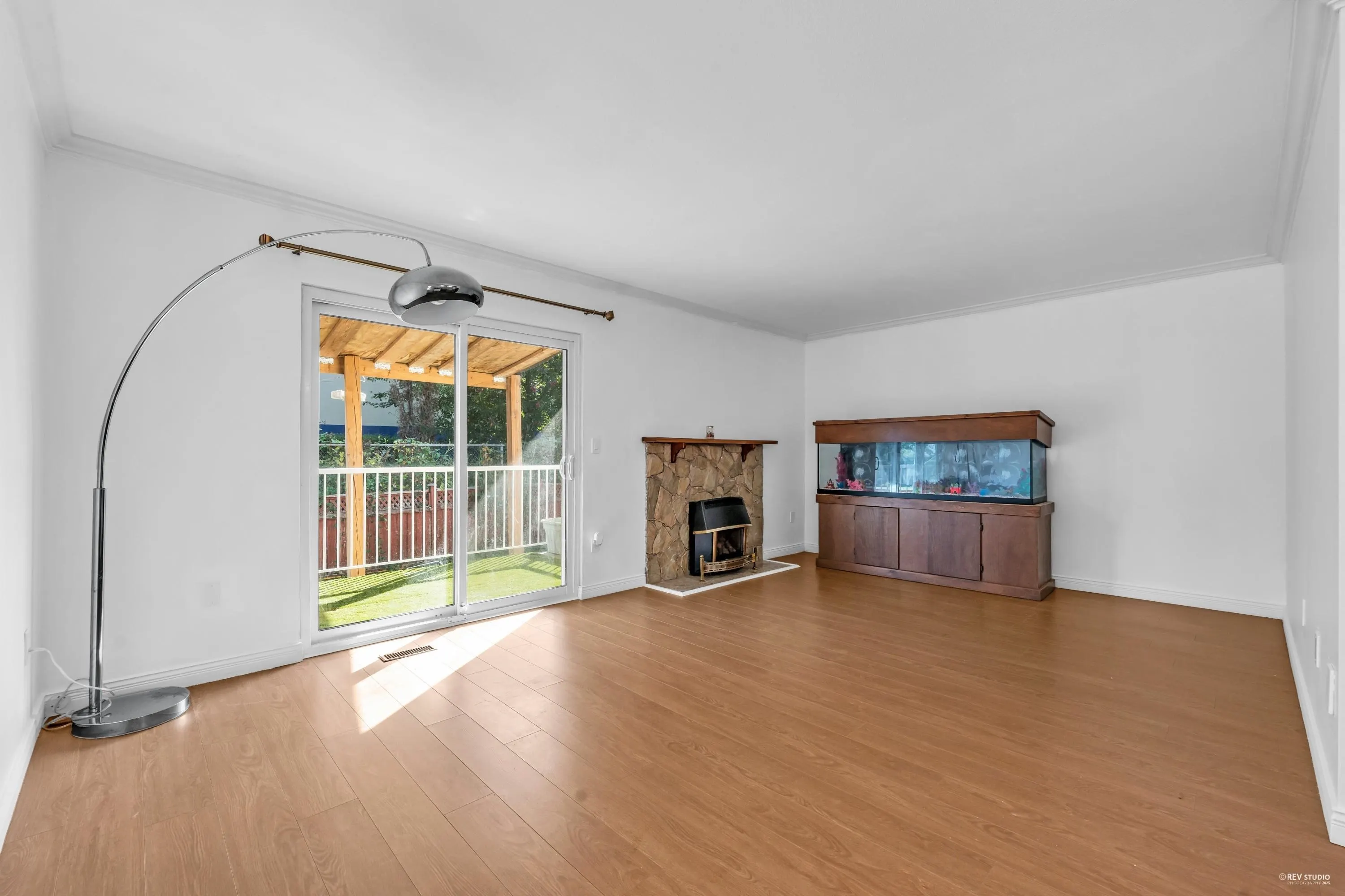 12150 Chestnut Crescent