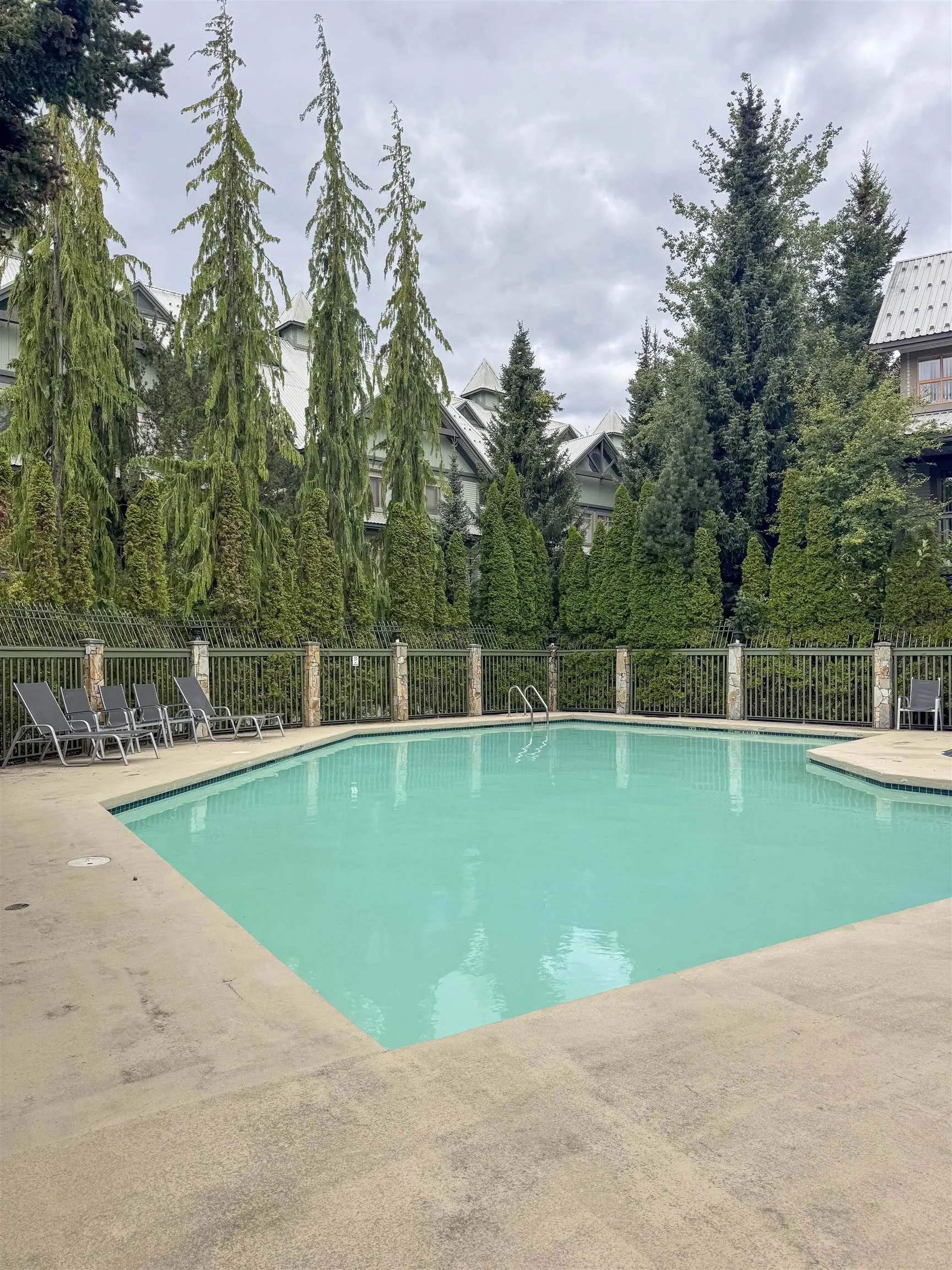 88 4355 Northlands (Week 8) Boulevard