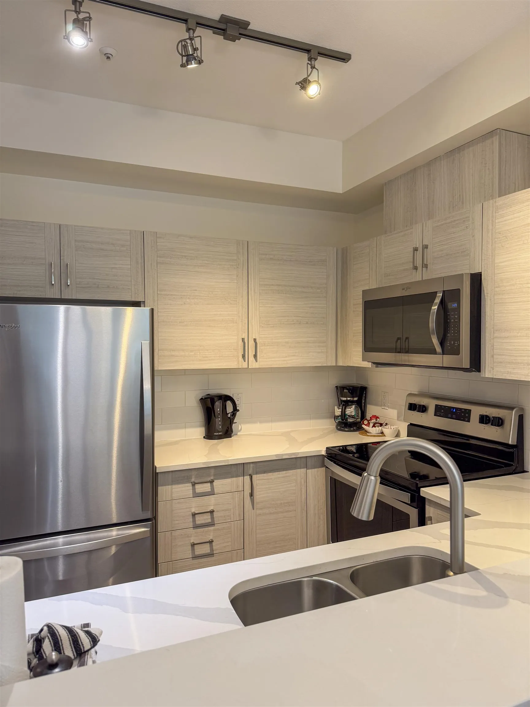 88 4355 Northlands (Week 8) Boulevard
