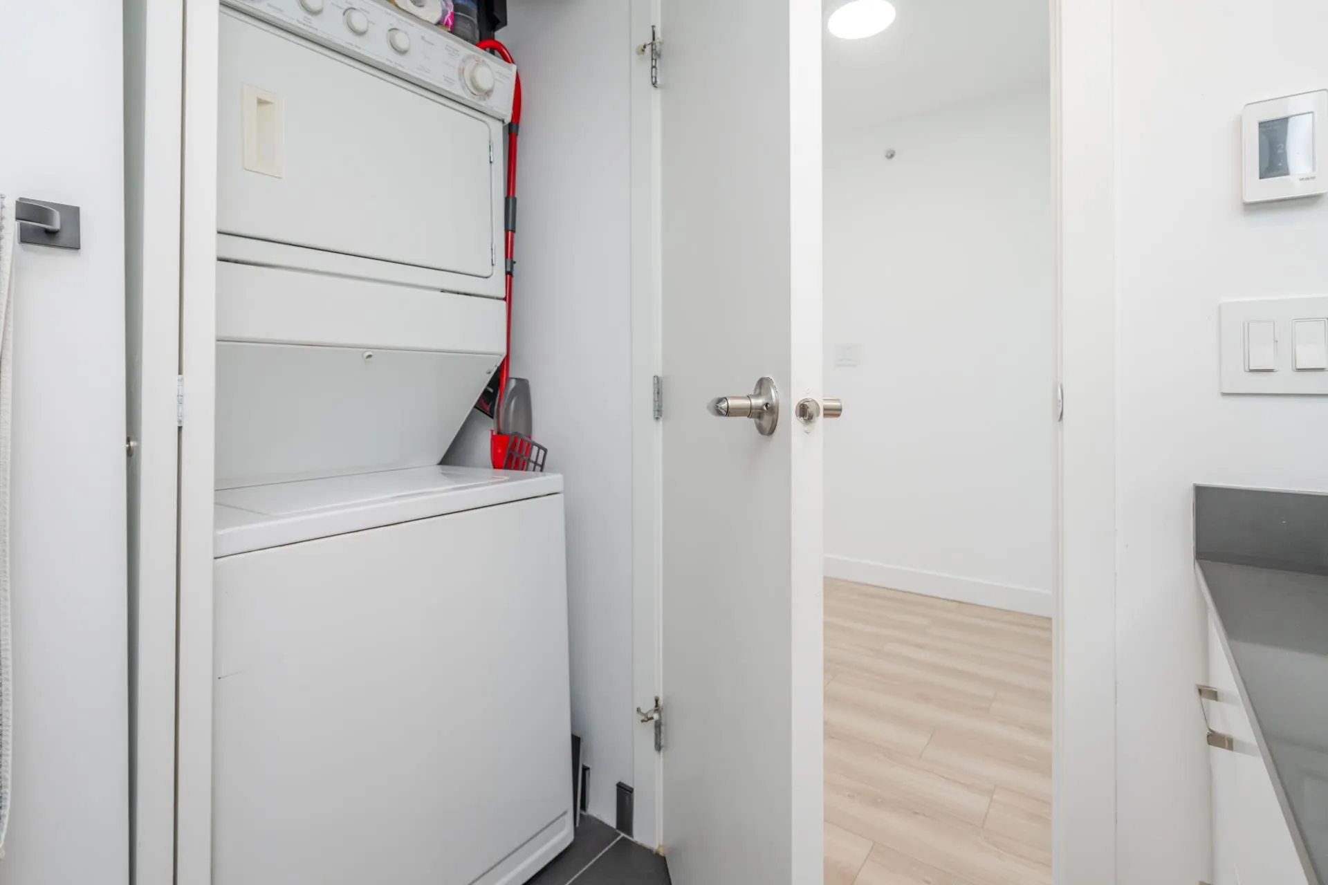 3106 13618 100 Avenue