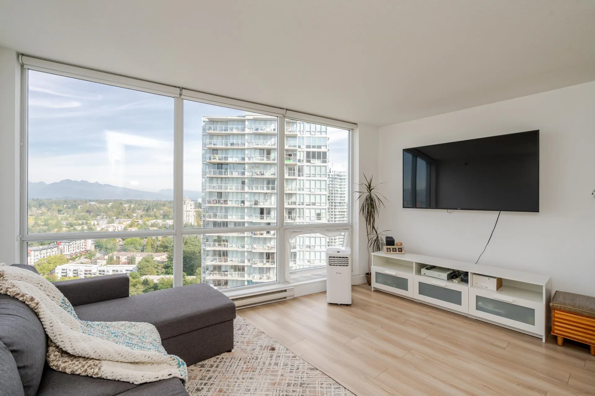 3106 13618 100 Avenue