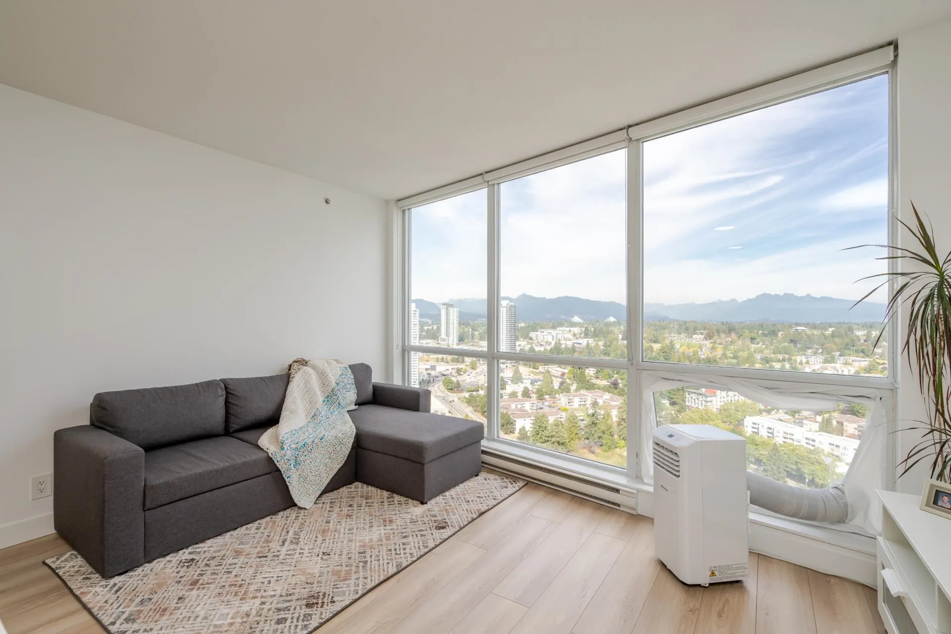 3106 13618 100 Avenue