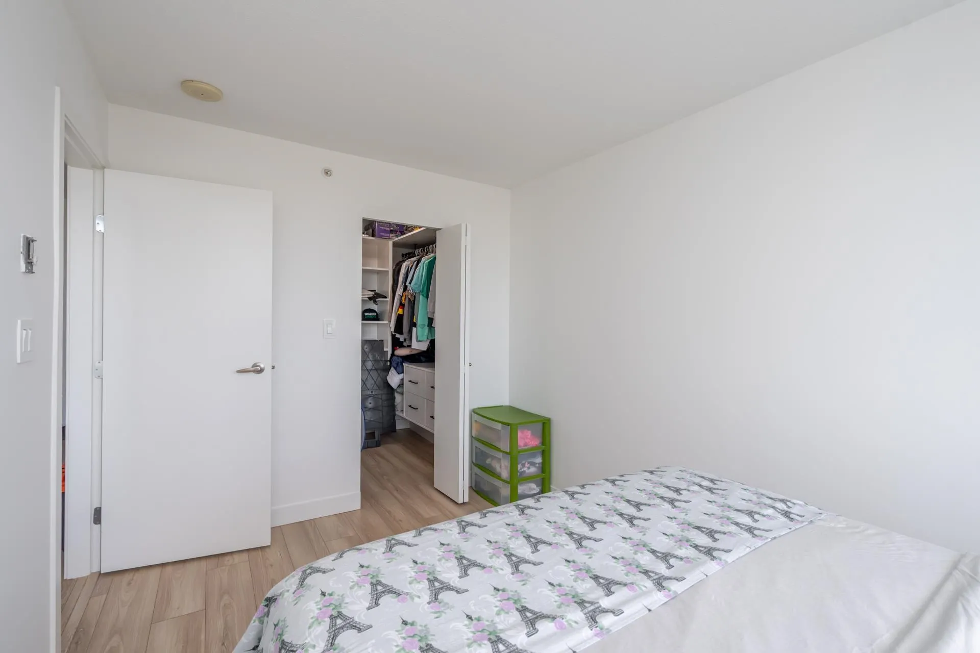 3106 13618 100 Avenue