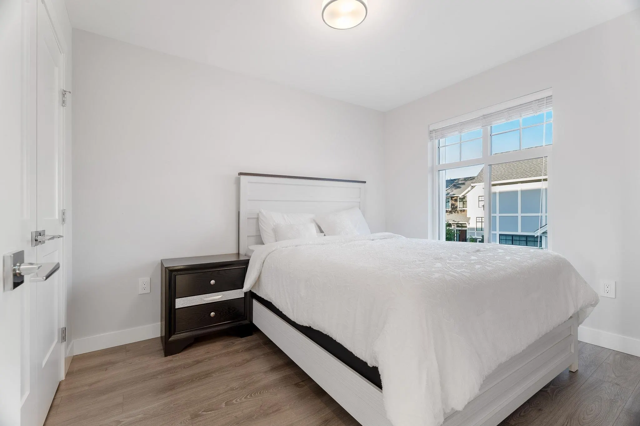 17 20327 72b Avenue