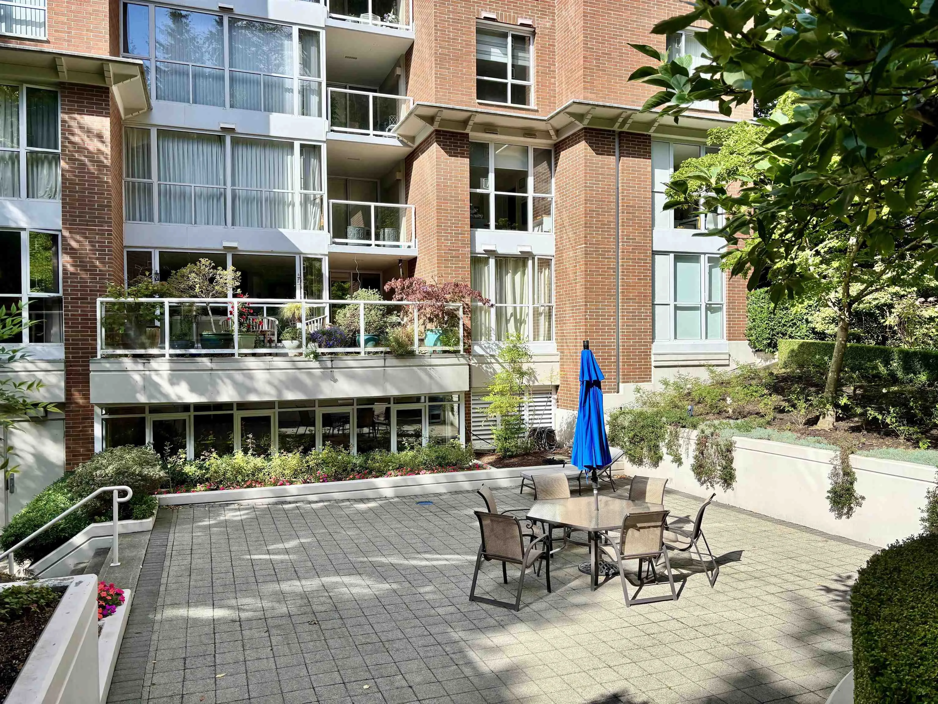 705 5615 Hampton Place